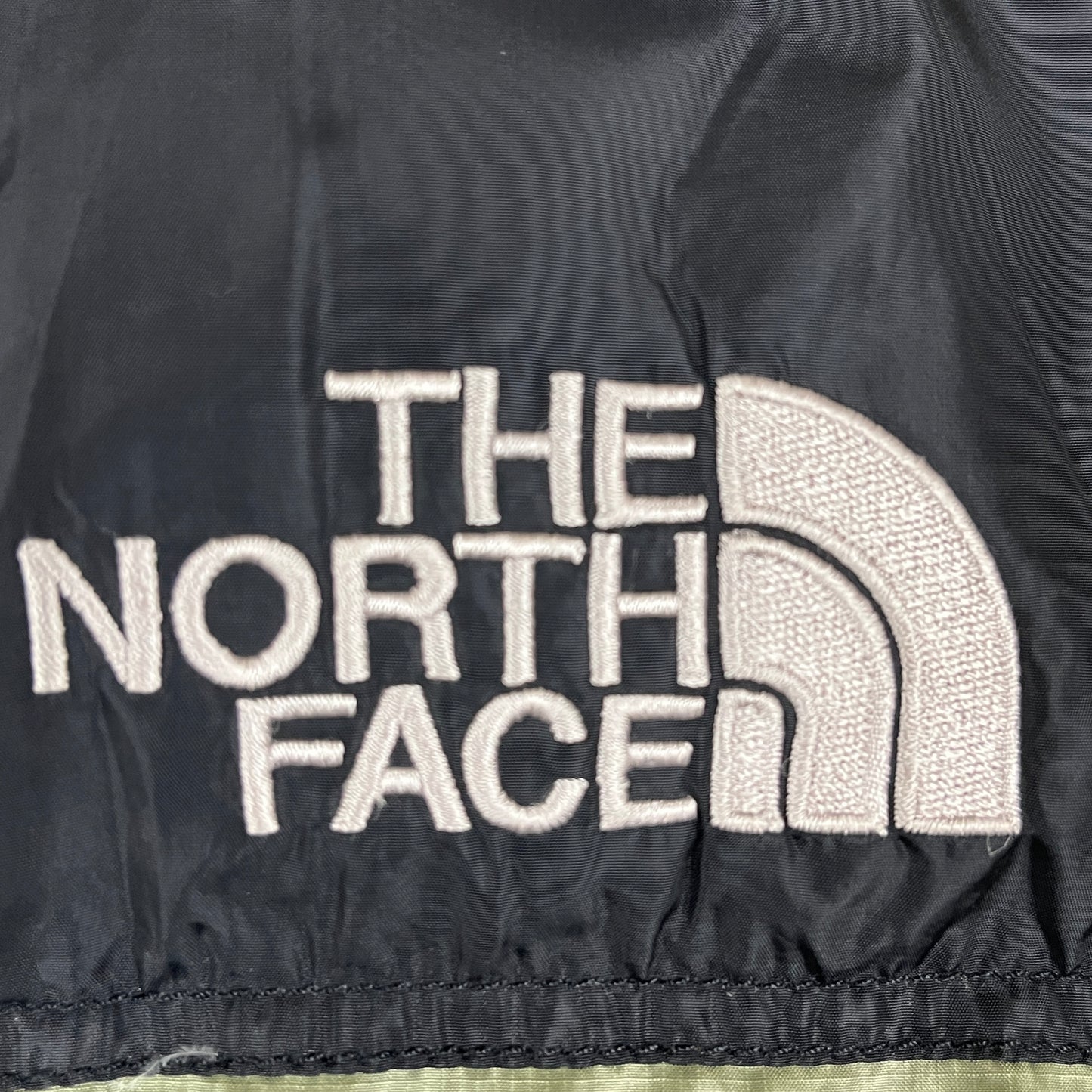 THE NORTH FACE ヌプシジャケット 700フィル ダウン メンズ Mサイズ(95)カーキ×ブラック #89