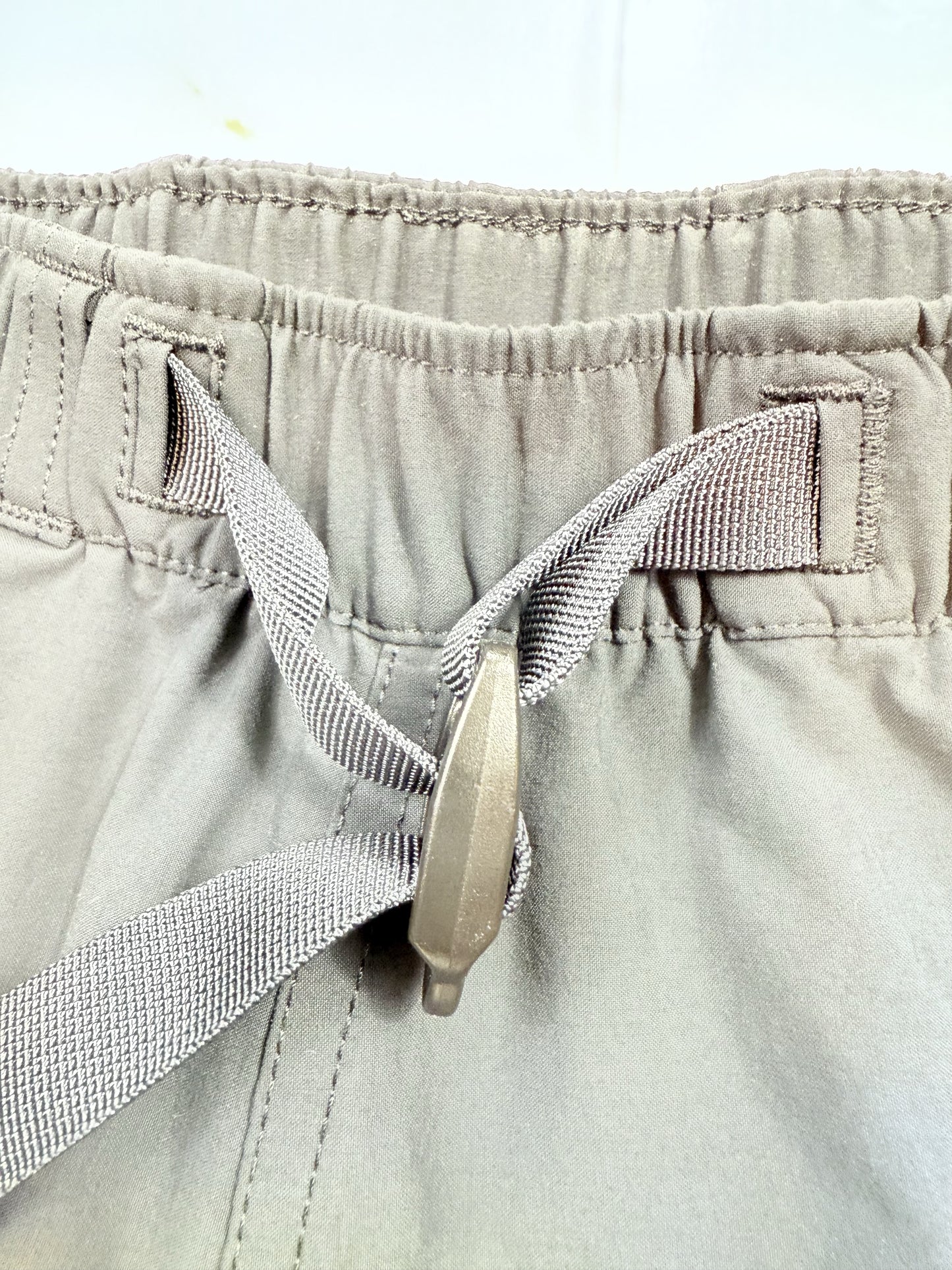 Patagonia パタゴニア カーゴ ショートパンツ Mサイズ ブラック ドローストリング ウエスト アウトドア カジュアル