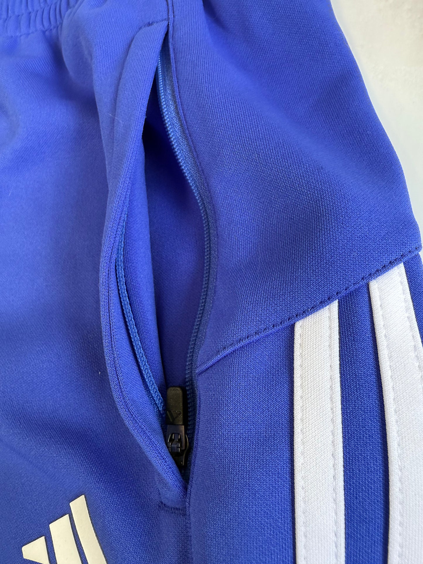 【adidas】アディダス ジャージパンツ メンズ Lサイズ トラックパンツ 青×白 スリーストライプ サイドジップ ポリエステル100%