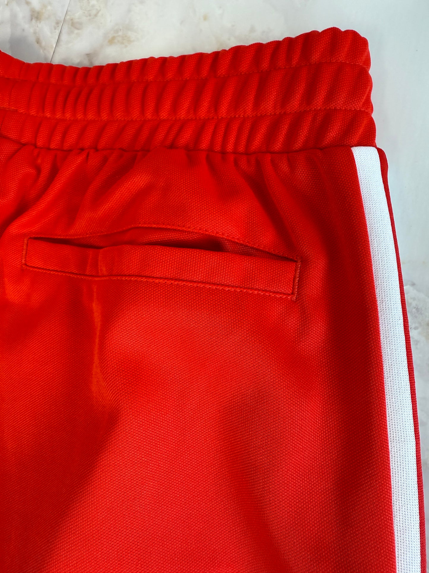 adidas Beckenbauer TP トラックパンツ レッド XLサイズ | 定番3本ライン×トレフォイルロゴ スポーツミックスに
