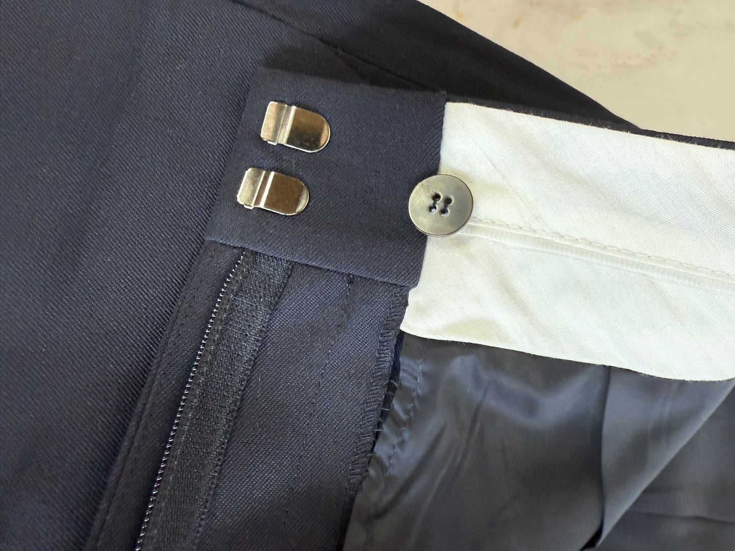 LANVIN COLLECTION ブラック スラックス パンツ 64サイズ ウール100% | 上品シルエット&裏地付き