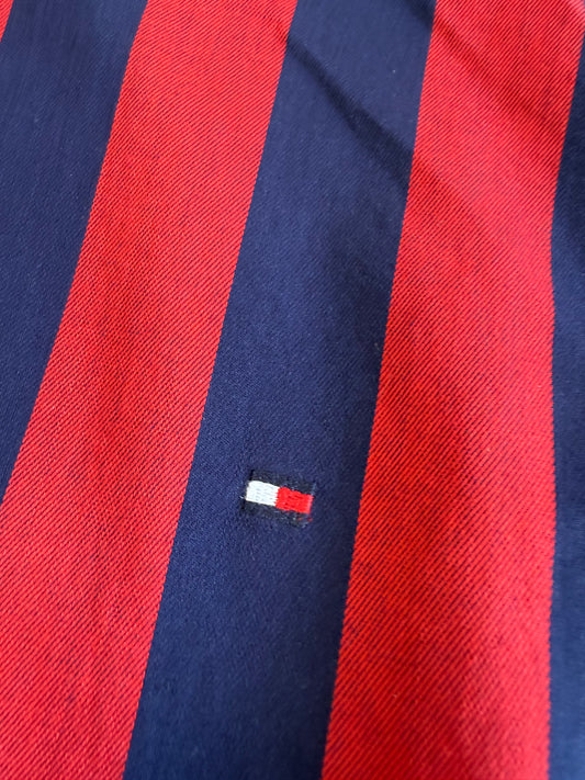 【TOMMY HILFIGER】トミーヒルフィガー スリムフィット 長袖シャツ レッド×ネイビー ストライプ メンズ Mサイズ