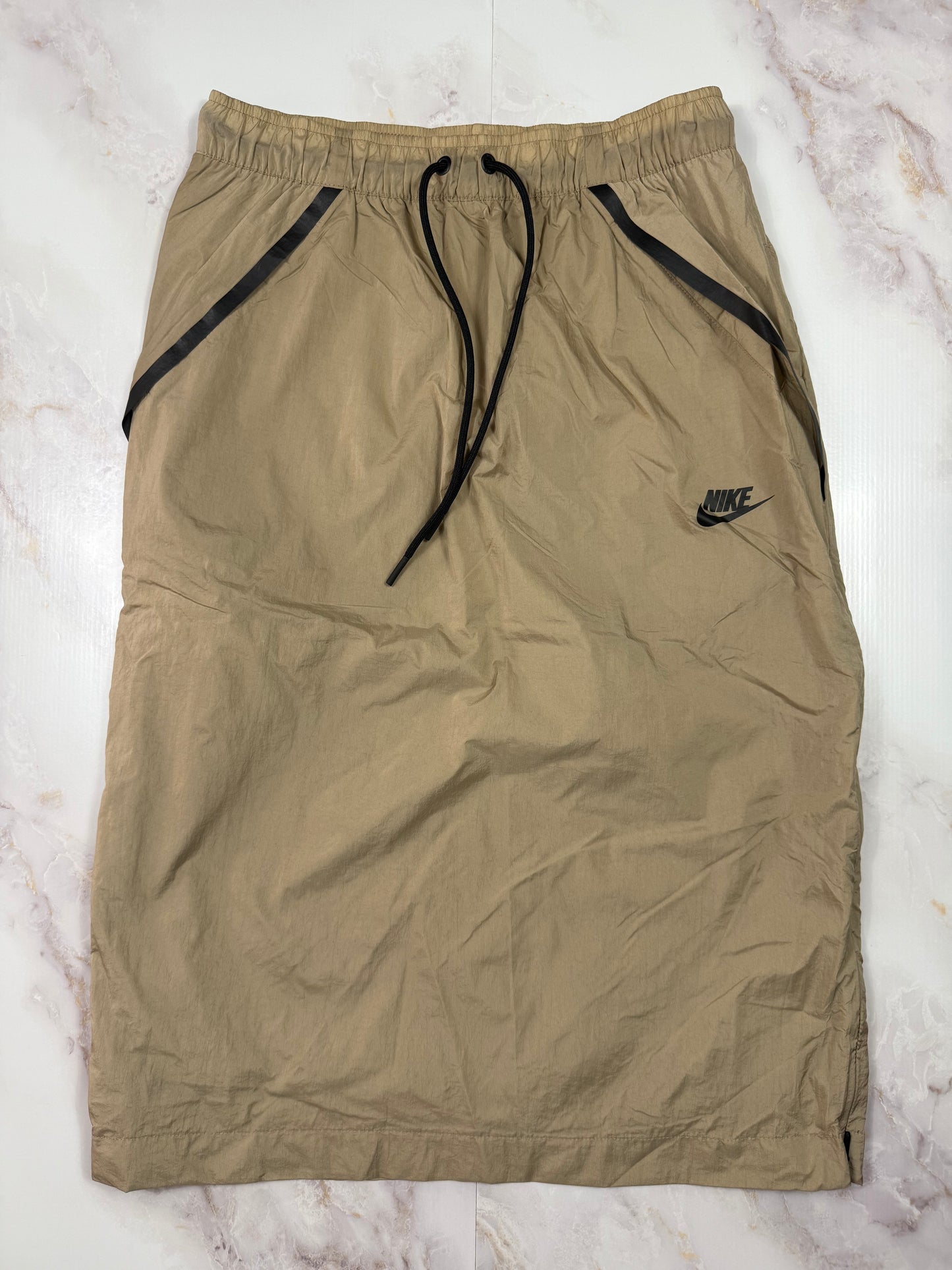 NIKE(ナイキ) ナイロン セットアップ ベージュ メンズS ノースリーブフーディー × ハーフパンツ 上下セット