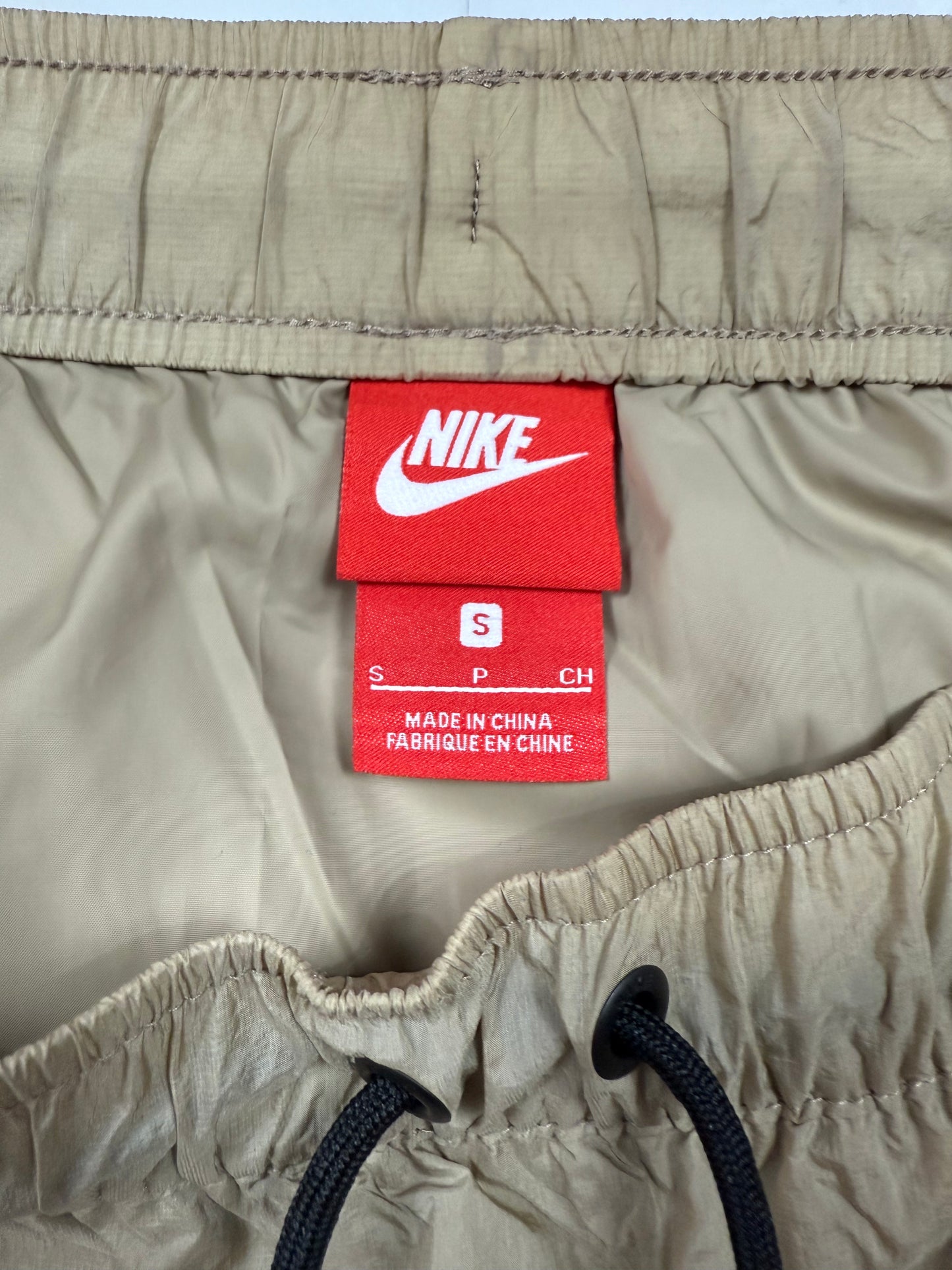 NIKE(ナイキ) ナイロン セットアップ ベージュ メンズS ノースリーブフーディー × ハーフパンツ 上下セット