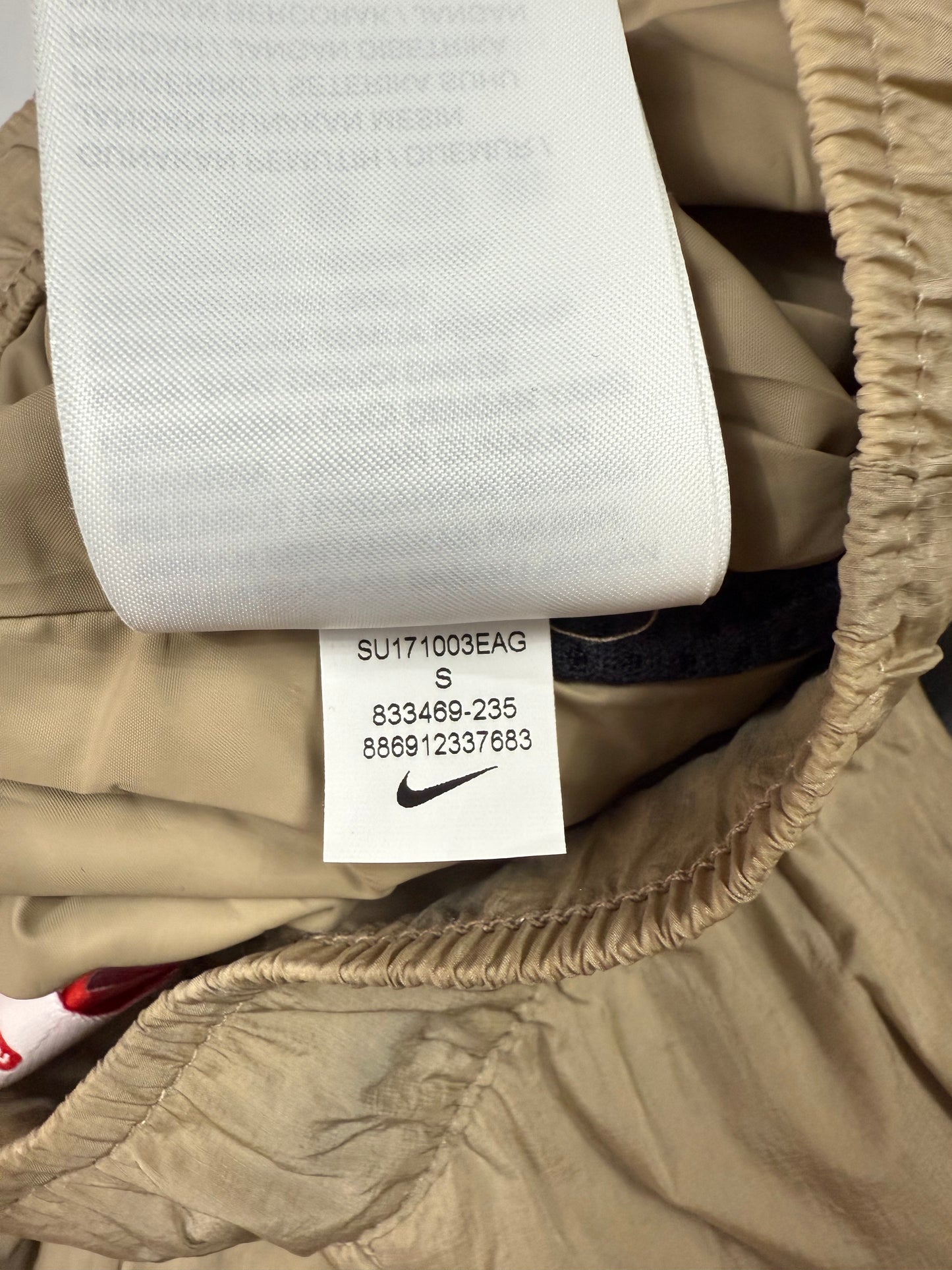 NIKE(ナイキ) ナイロン セットアップ ベージュ メンズS ノースリーブフーディー × ハーフパンツ 上下セット