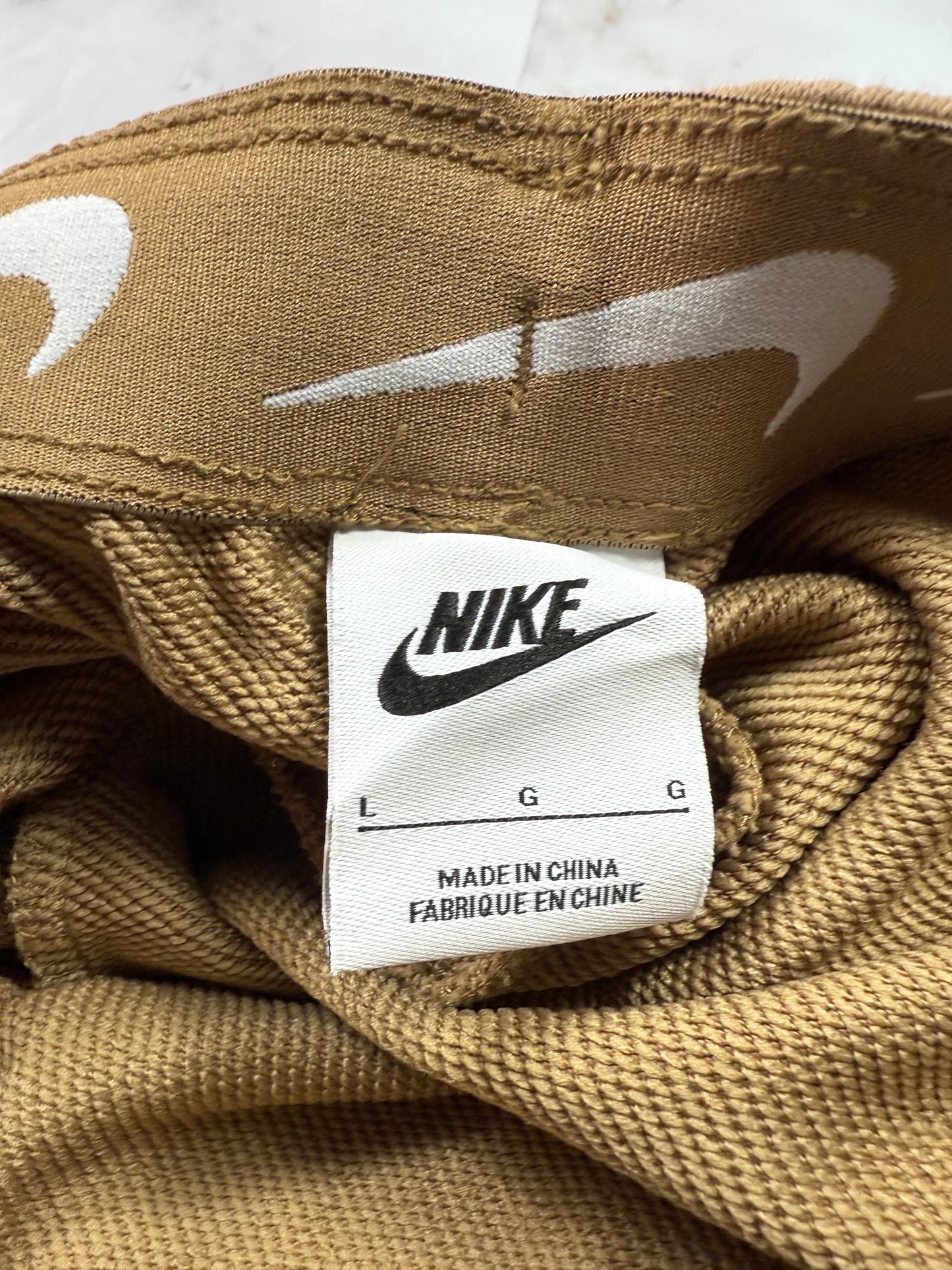 【NIKE】ベージュ スウェットパンツ Lサイズ スウッシュデザイン / カジュアル ジョガーパンツ