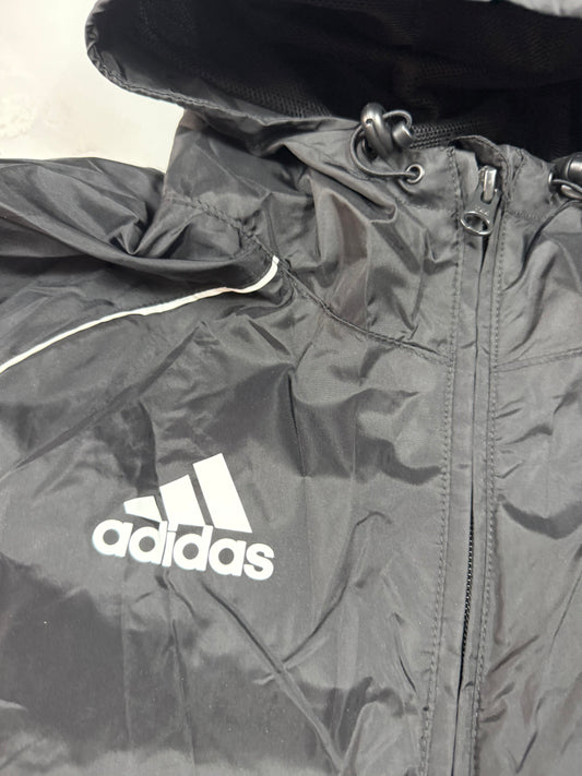 【adidas】フード付き ナイロンジャケット グレー Lサイズ相当 CORE18 RN JKT メンズ アディダス ウインドブレーカー