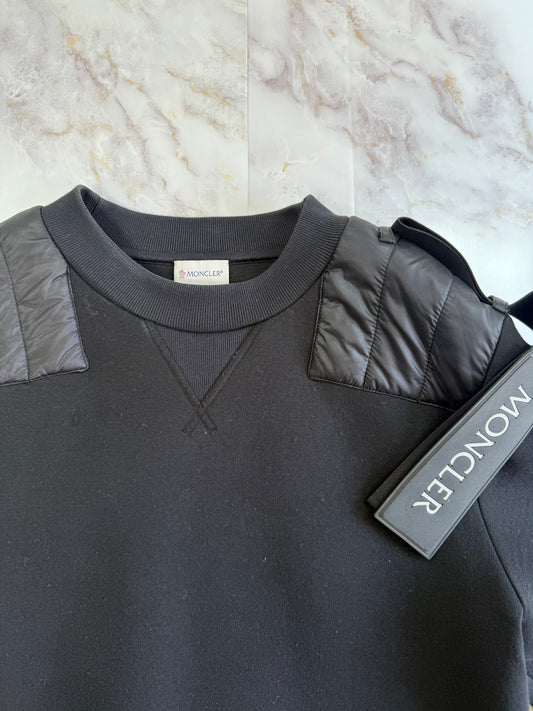 MONCLER(モンクレール)ナイロン切替 クルーネックスウェット ブラック メンズ Mサイズ MADE IN ROMANIA