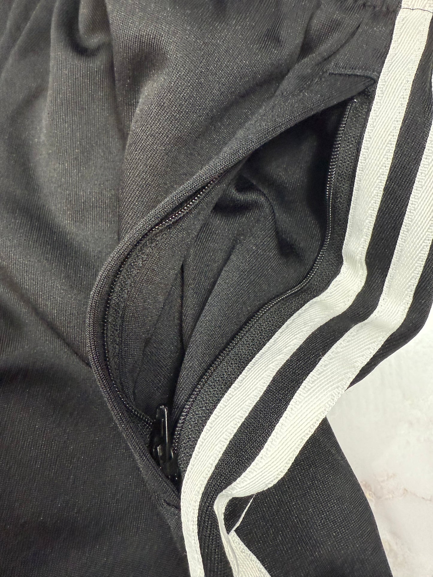 【adidas Originals】SST トラックパンツ ブラック Mサイズ スリーストライプス ジョガー スウェット ボトムス