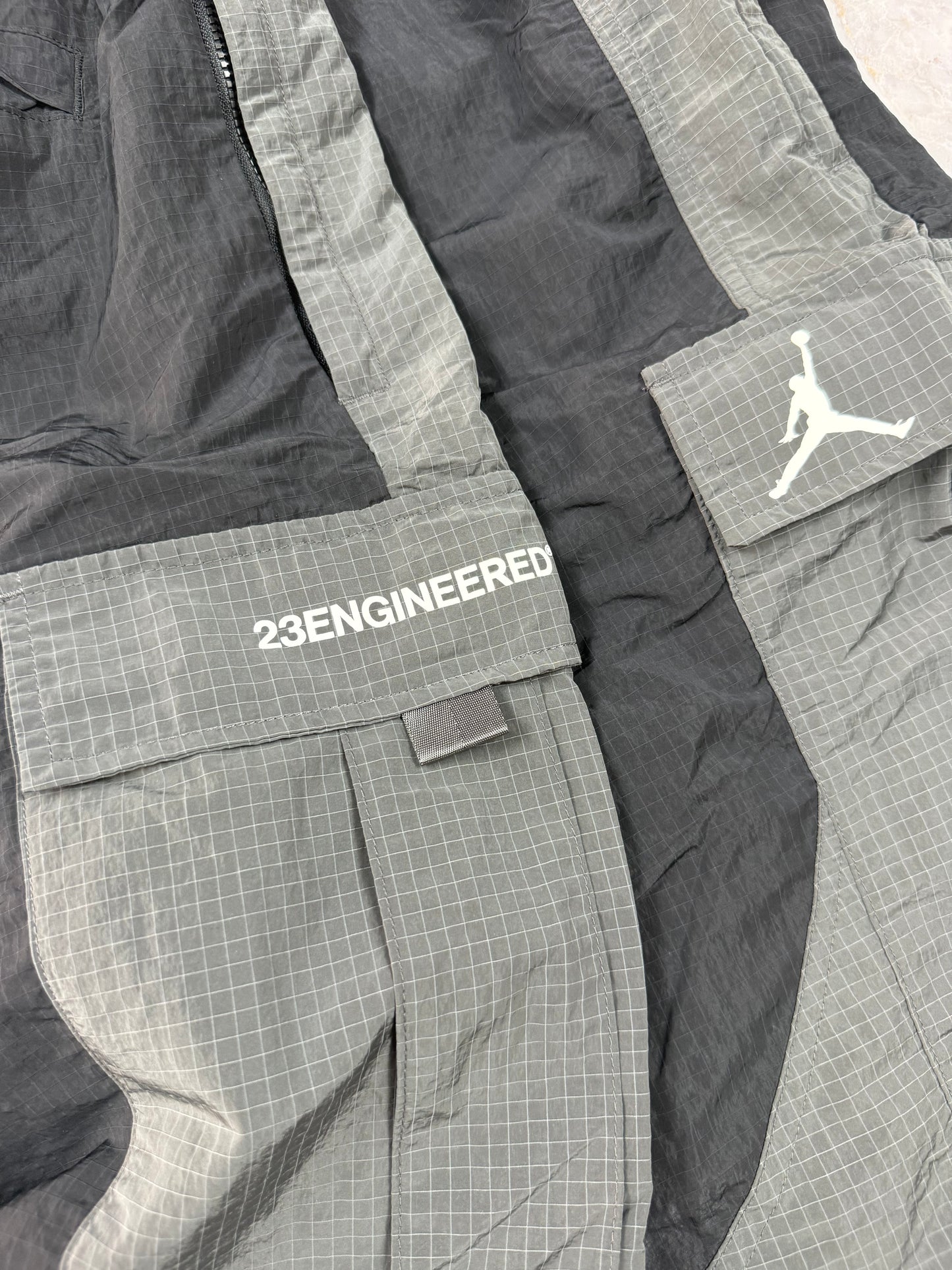 【NIKE JORDAN】23 ENGINEERED カーゴパンツ Lサイズ ブラック×グレー ナイロン イージーパンツ スポーツカジュアル