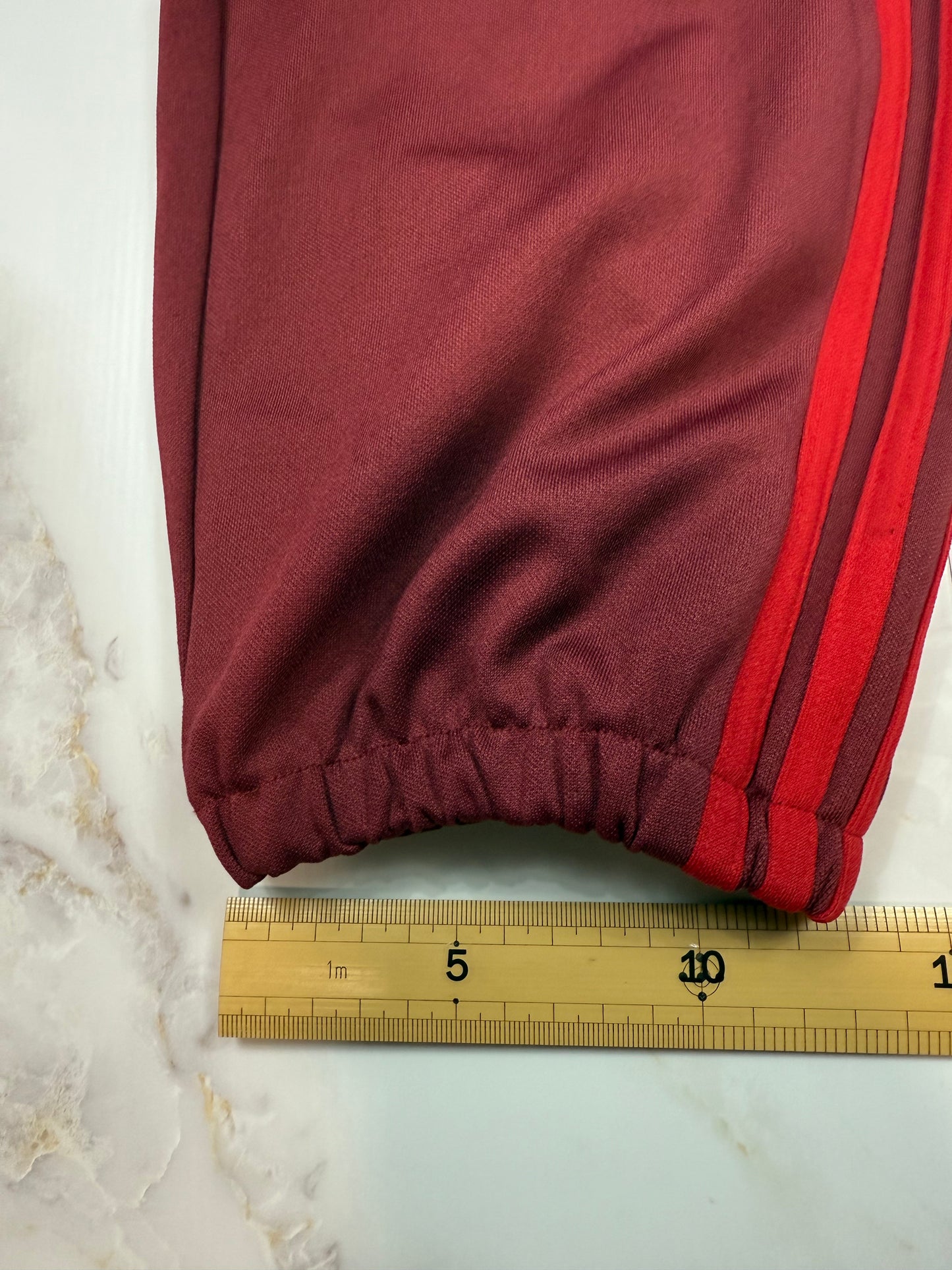 【adidas】ワインレッド ジャージパンツ XL メンズ スリーストライプ トラックパンツ | スポーツ&カジュアルに最適