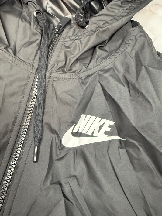 【NIKE】ナイキ ウィンドブレーカー ジャケット ブラック Sサイズ | 軽量 撥水 フルジップ フード付き