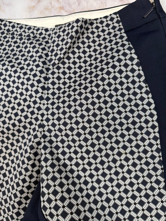 ARMANI EXCHANGE アルマーニエクスチェンジ 総柄 パンツ スリムフィット レディース サイズ0 | ネイビー×ホワイト 幾何学柄