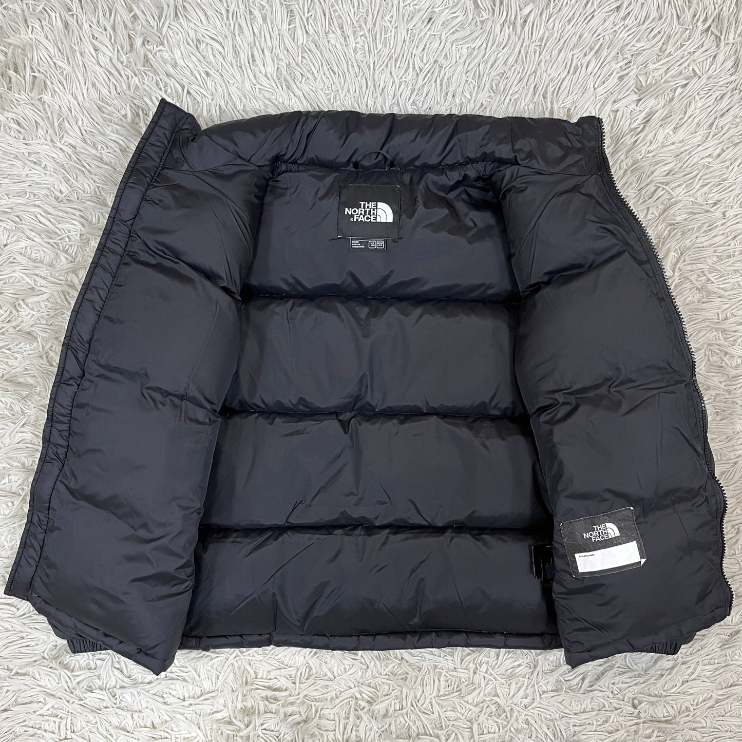 THE NORTH FACE ダウンジャケット キッズ160 ブラック 軽量 防寒 アウター ノースフェイス 子供用 ユニセックス #67