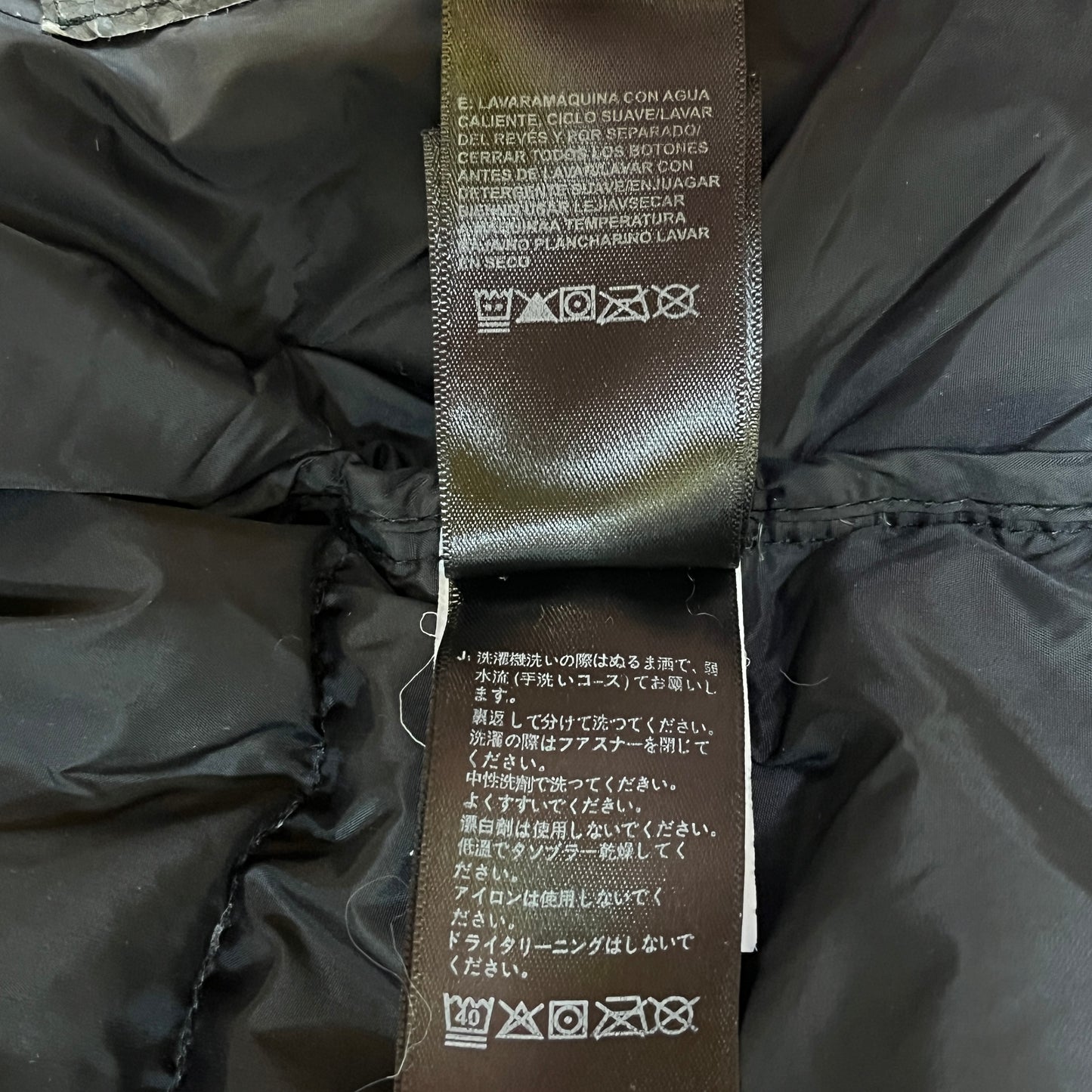 THE NORTH FACE ダウンジャケット キッズ160 ブラック 軽量 防寒 アウター ノースフェイス 子供用 ユニセックス #67