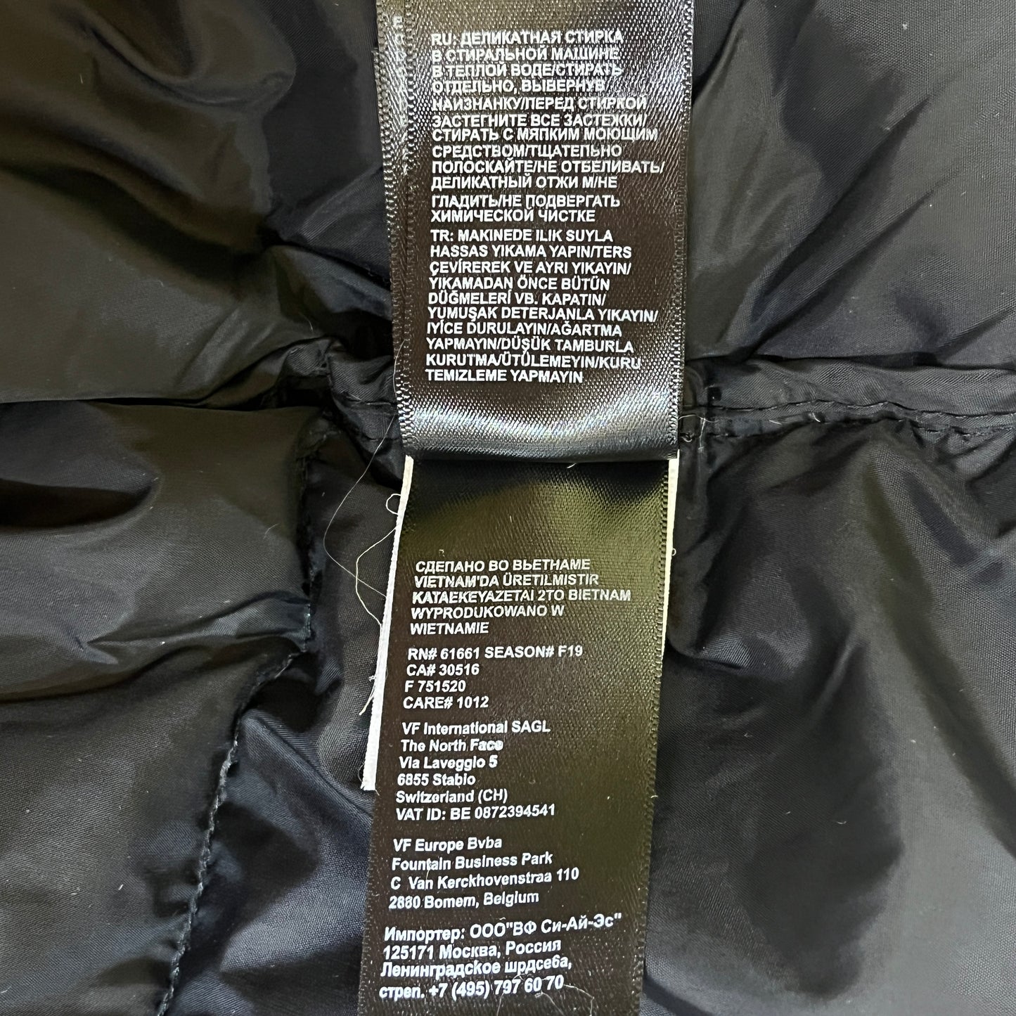 THE NORTH FACE ダウンジャケット キッズ160 ブラック 軽量 防寒 アウター ノースフェイス 子供用 ユニセックス #67