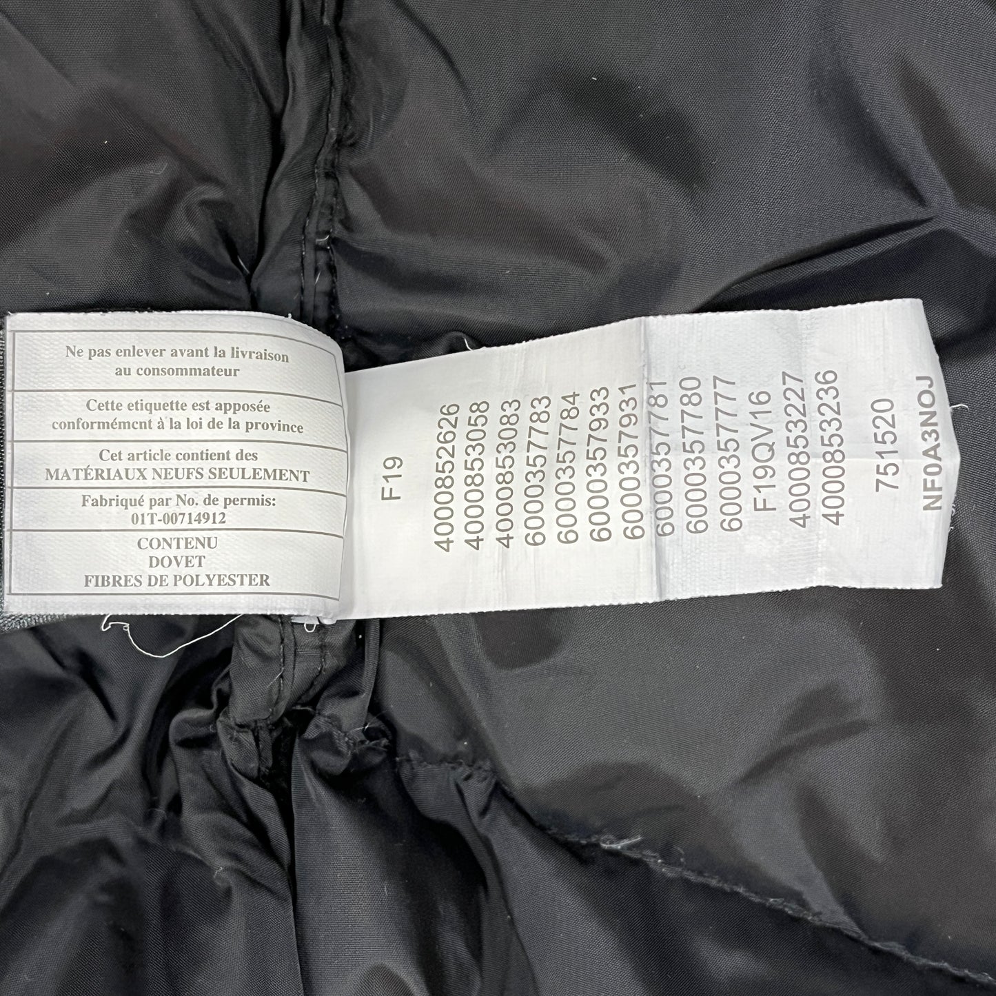 THE NORTH FACE ダウンジャケット キッズ160 ブラック 軽量 防寒 アウター ノースフェイス 子供用 ユニセックス #67