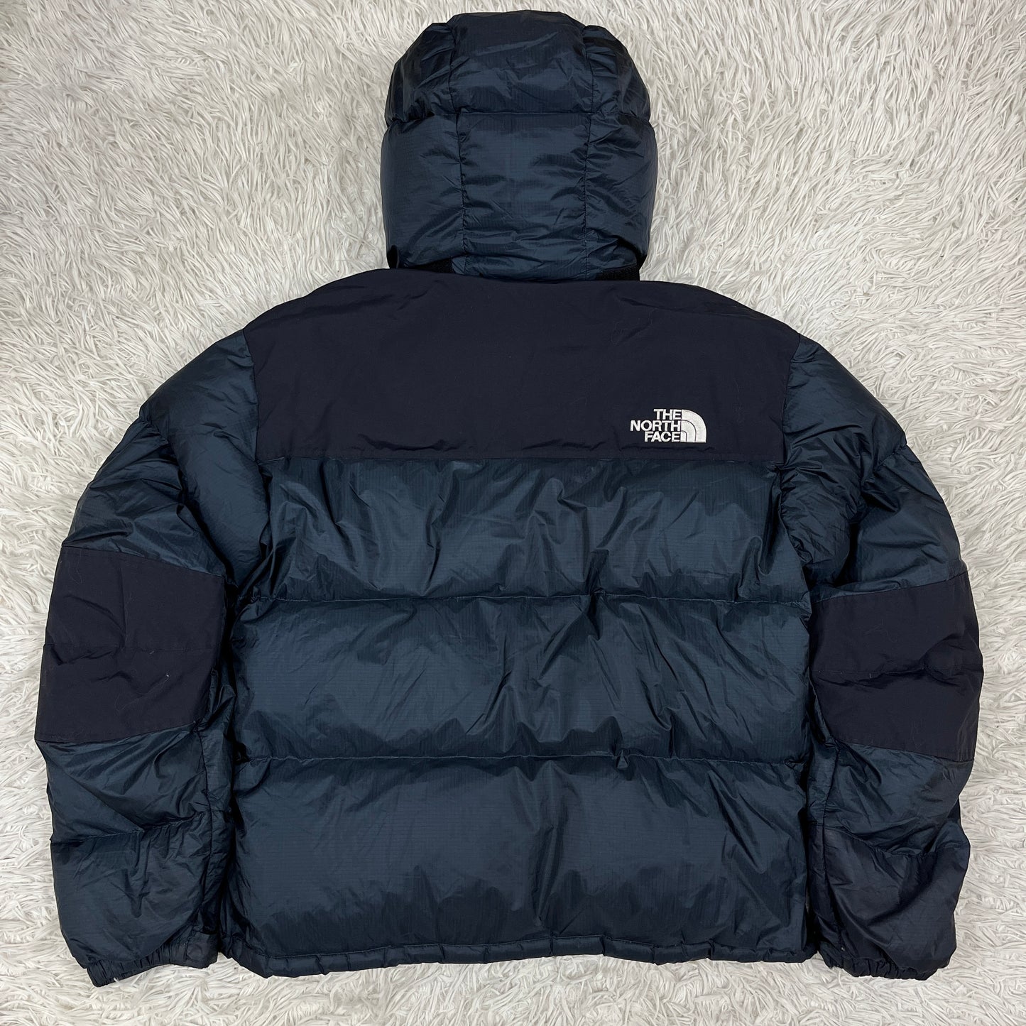 THE NORTH FACE サミットシリーズ バルトロライトジャケット ヌプシ700フィル ブラック×ネイビー メンズ100(L) ノースフェイス ダウンジャケット 防寒 防風 #75