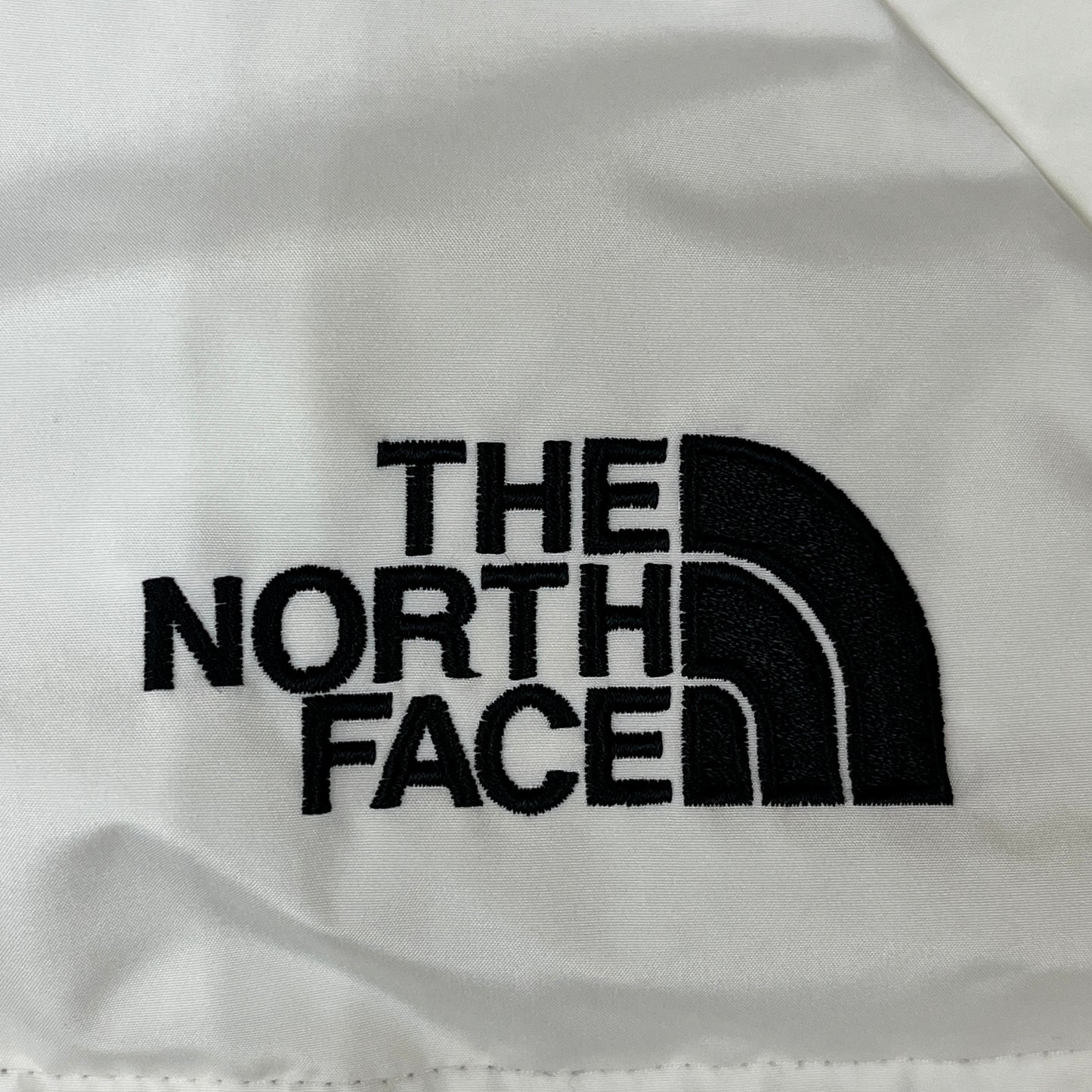 THE NORTH FACE（ザ・ノース・フェイス）WHITE LABEL ロングダウンコート メンズ M（95）ホワイト／ブラック 撥水 中綿コート #77