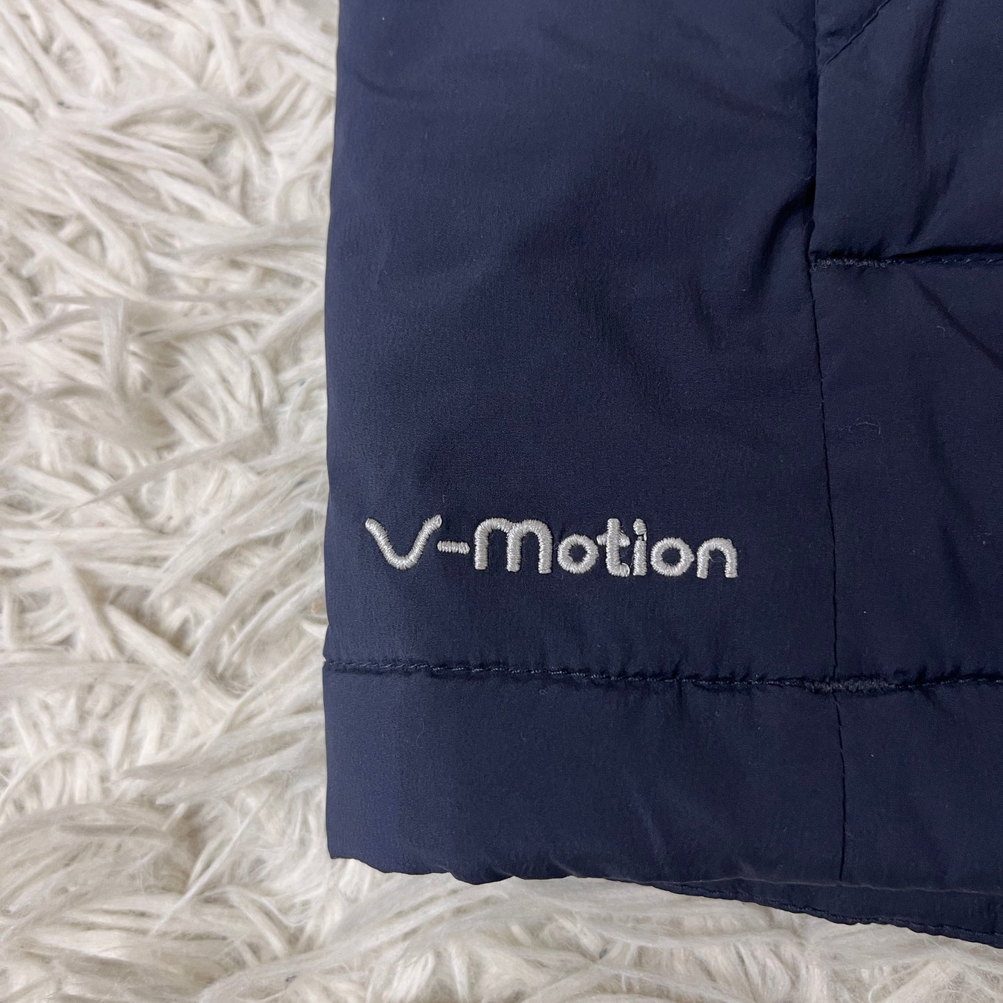 THE NORTH FACE（ザ・ノースフェイス）V-Motion キルティング中綿ベスト メンズ M（95） ネイビー #103
