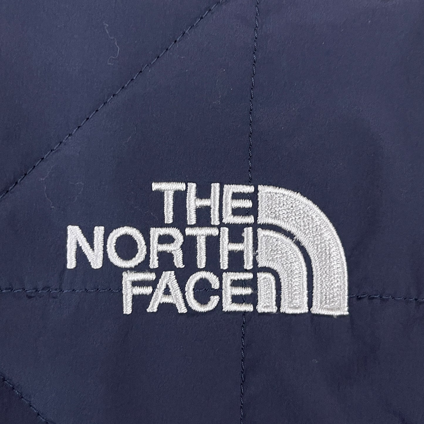 THE NORTH FACE（ザ・ノースフェイス）V-Motion キルティング中綿ベスト メンズ M（95） ネイビー #103