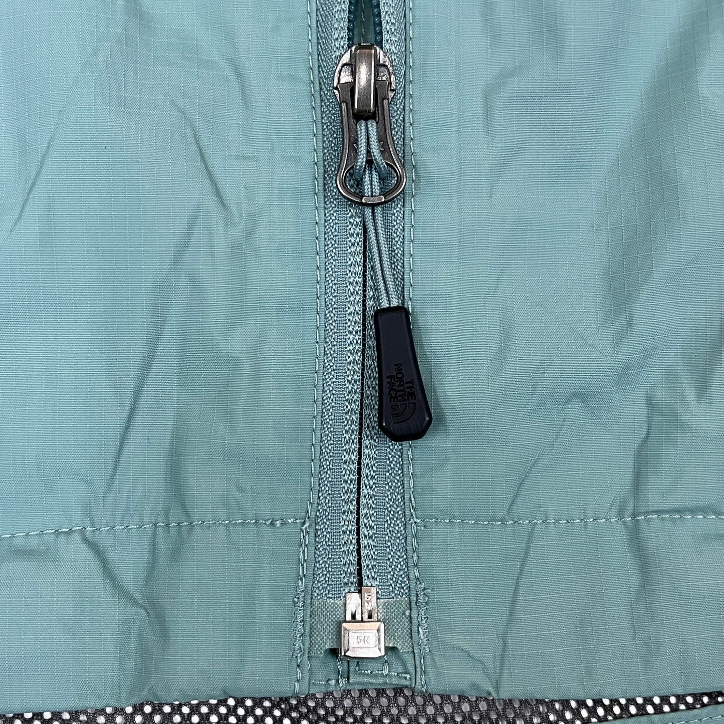 THE NORTH FACE DRYVENT フード付きジャケット レディースS グリーン #107