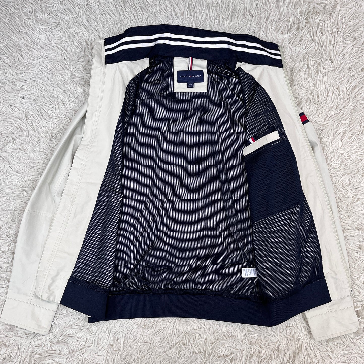 TOMMY HILFIGER（トミーヒルフィガー）スウィングトップ ナイロンジャケット ホワイト メンズXS. #109