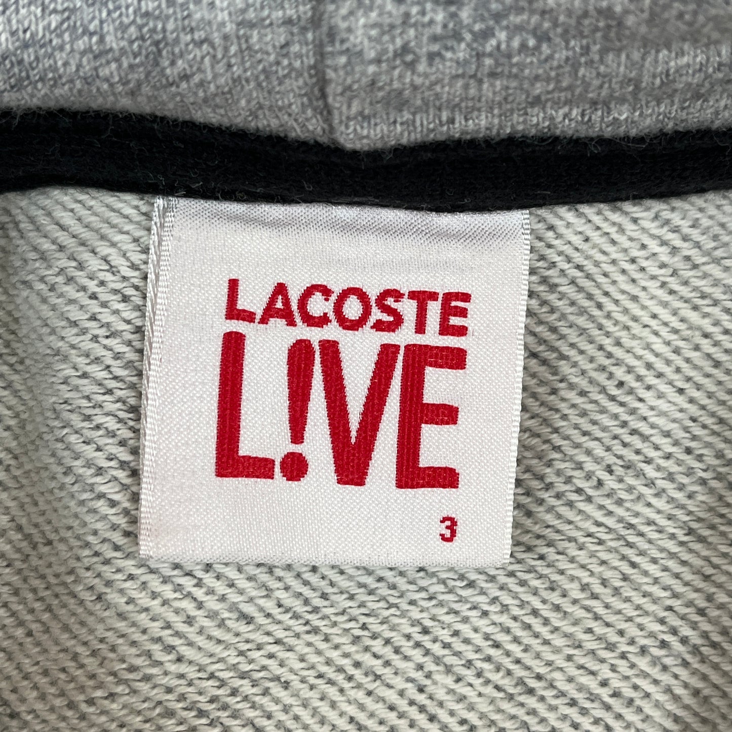 LACOSTE L!VE ラコステ フード付きスウェットパーカー グレー サイズ3 M相当 ワンポイントロゴ 裏起毛 #115