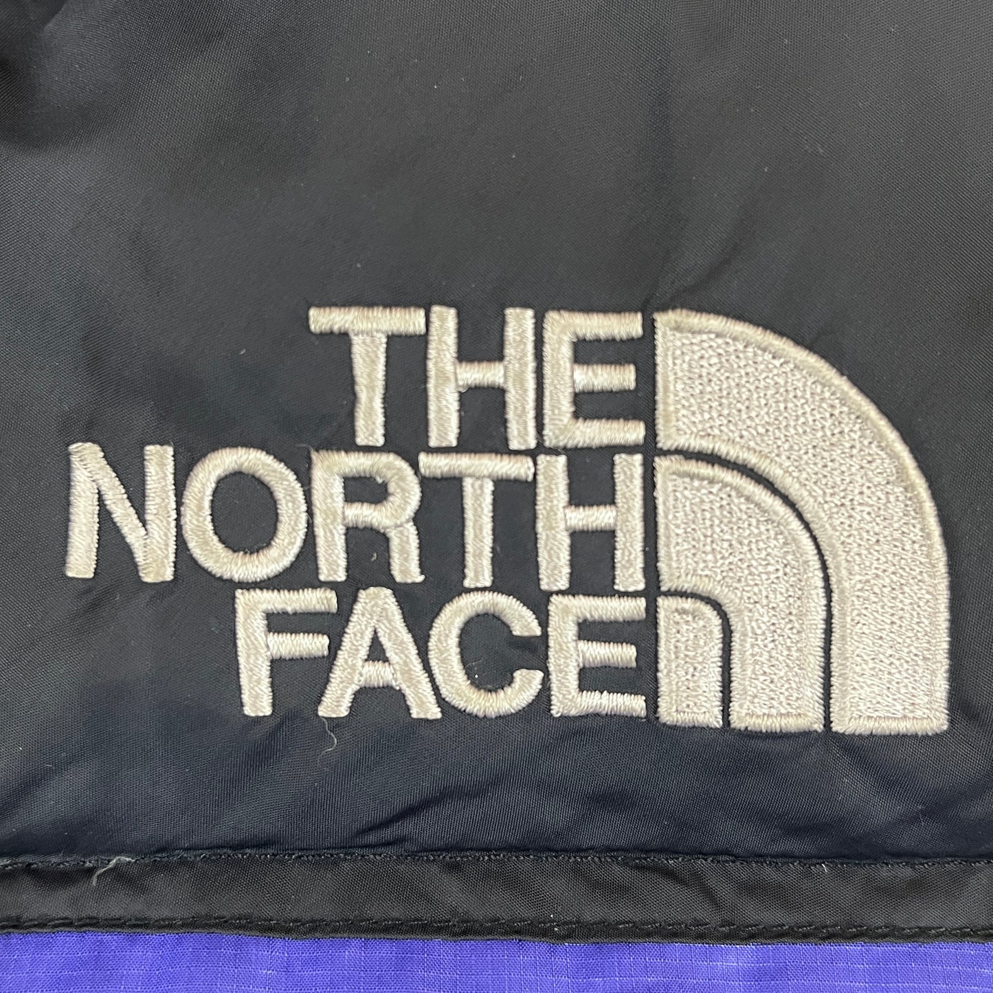 【THE NORTH FACE】 700フィル ヌプシ ダウンベスト 85 (XS) パープル×ブラック ノースフェイス グースダウン #120