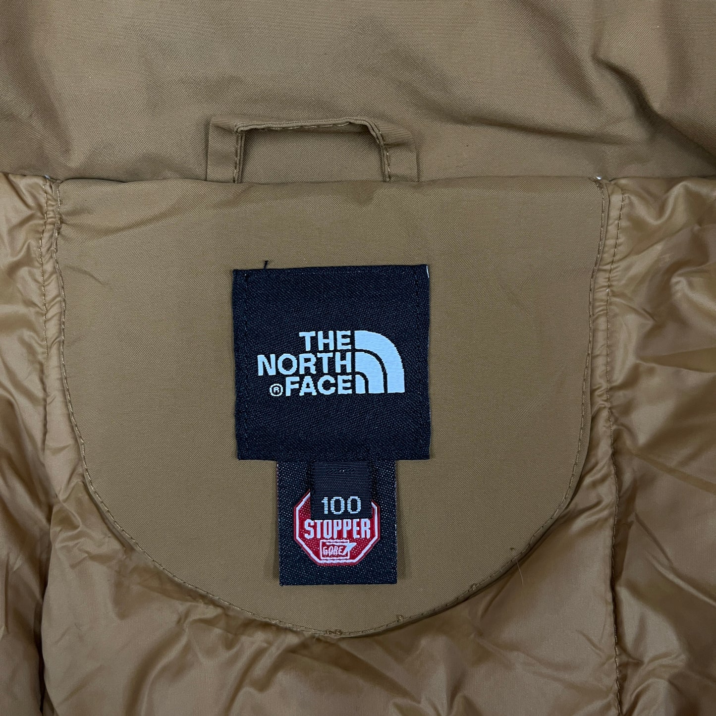 【THE NORTH FACE】GORE WINDSTOPPER ファー付き ダウンジャケット キャメル メンズ XL 100 取り外し可能フード/ファー #124