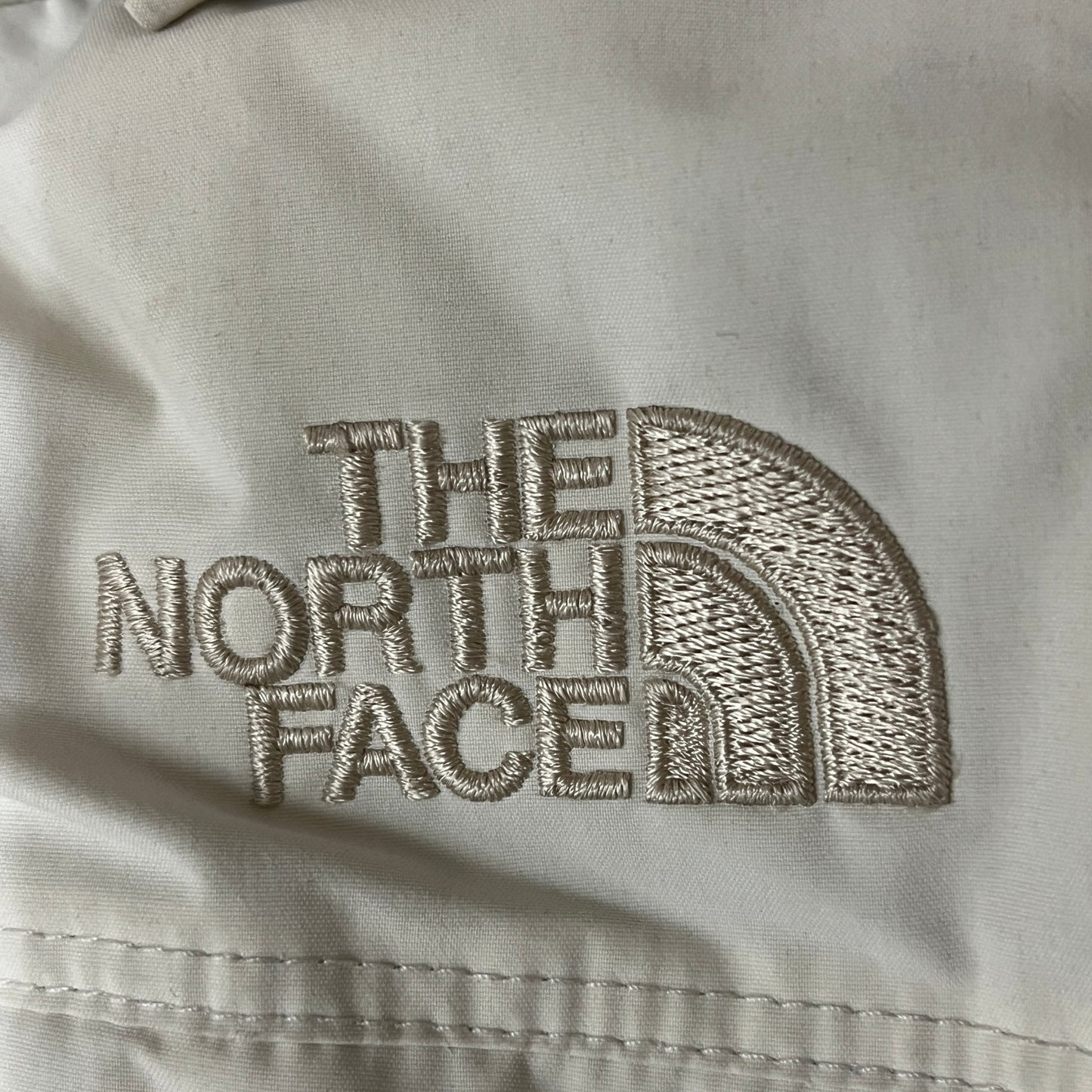 【THE NORTH FACE】ノースフェイス マクマード ダウン 85/XS アイボリー NFJ1DH85 ドライベント 撥水 防寒 #136