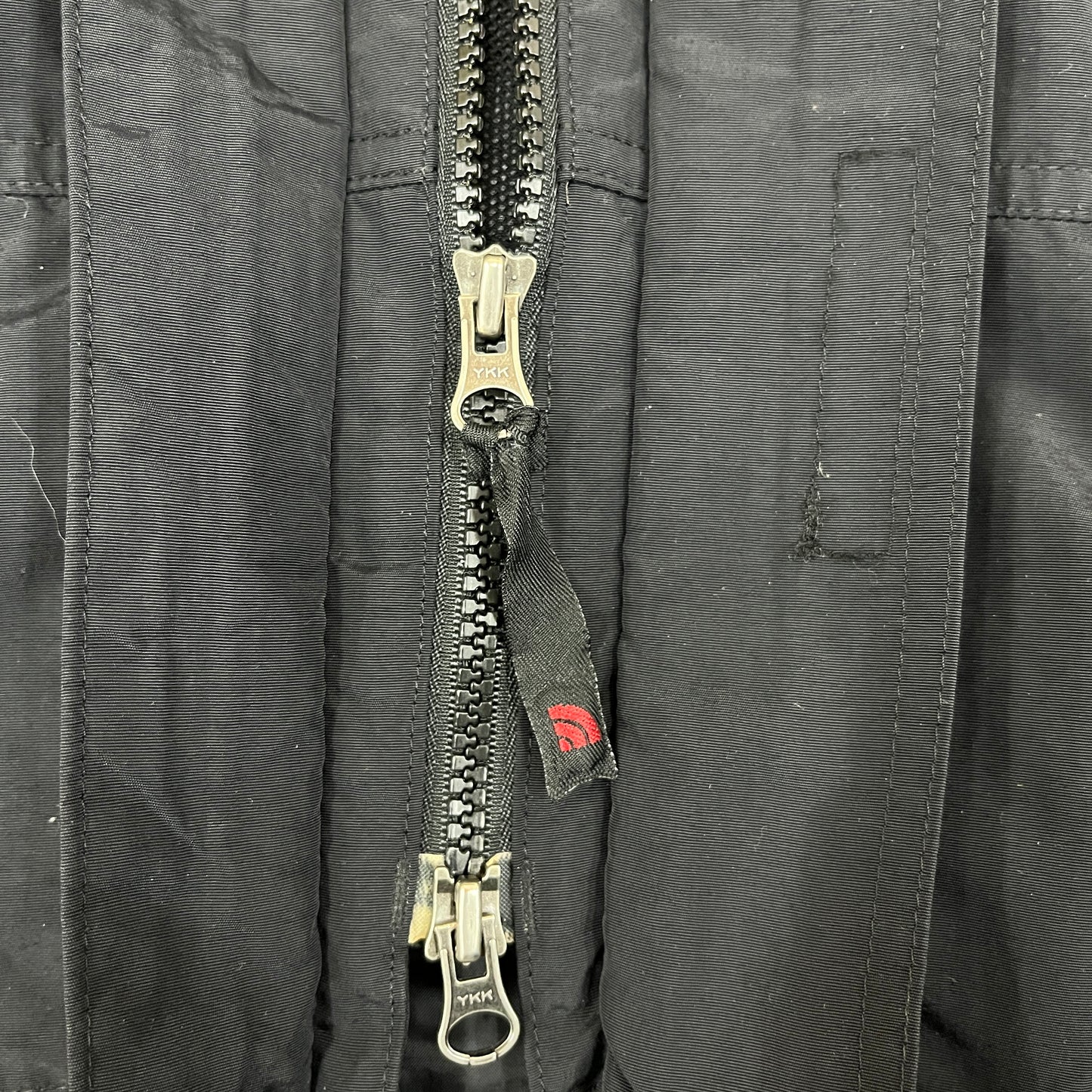 【THE NORTH FACE】ザ ノースフェイス マウンテンパーカー ブラック メンズ95(M) ゴールドウィンコリア製 #138