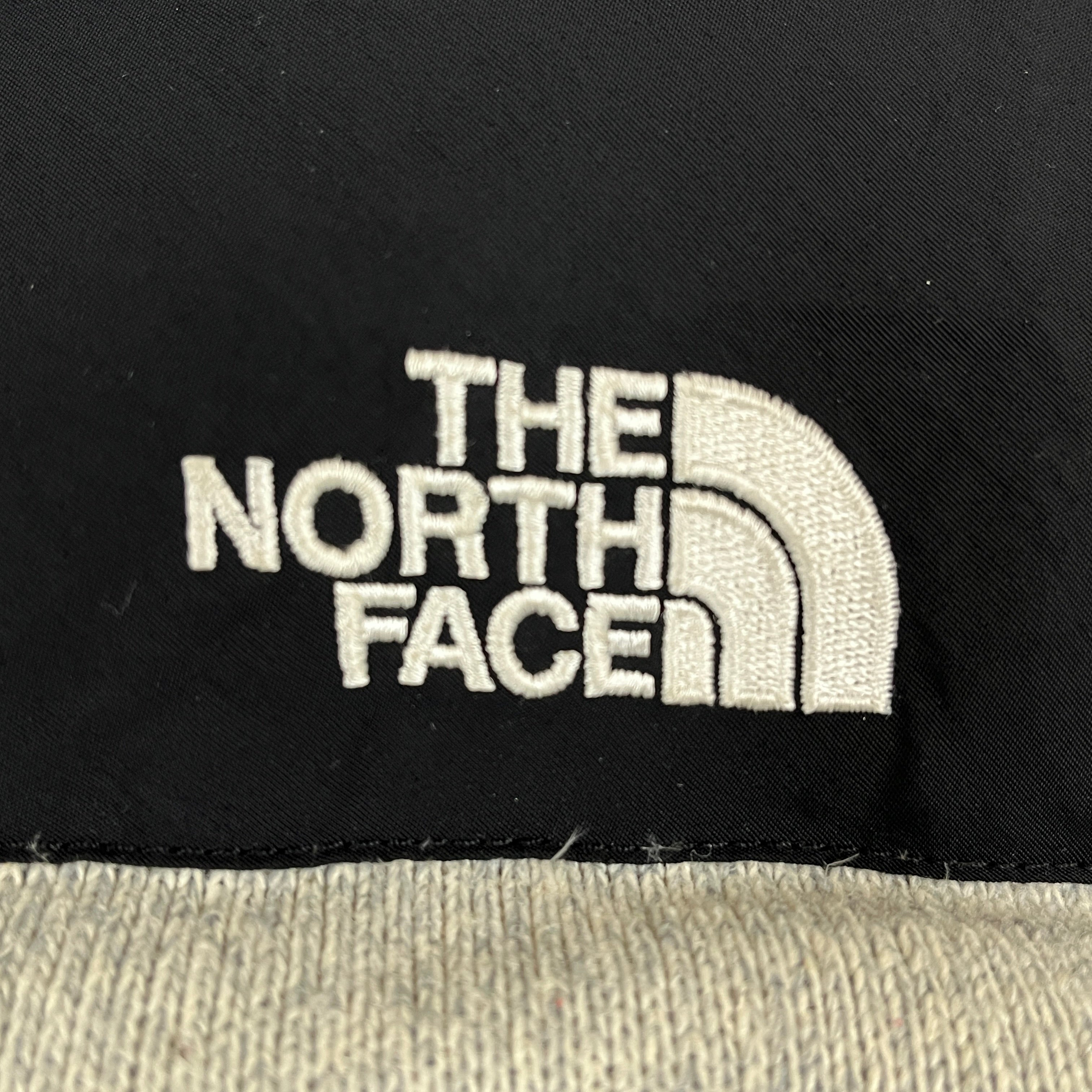 【韓国限定】ザ ノースフェイス ダウンベスト 700フィル ホワイトレーベル L 希少】THE NORTH FACE ノースフェイス ホワイトレーベル ダウンベスト