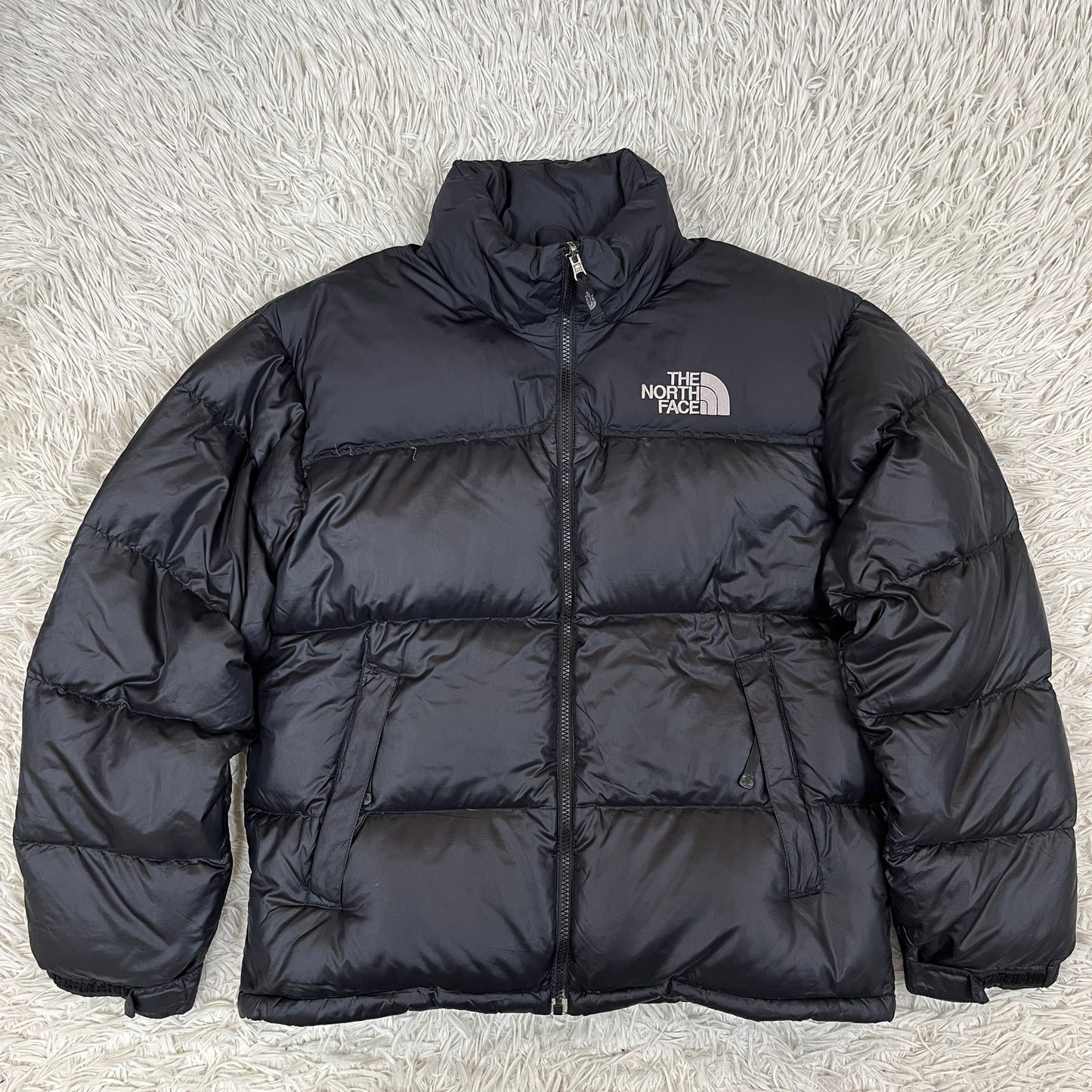 【THE NORTH FACE】ザ ノース フェイス ヌプシ ダウンジャケット 700フィルパワー ブラック メンズ M相当（表記95） #153