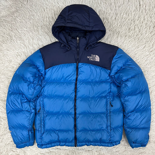 ザ・ノース・フェイス ヌプシ ダウンジャケット 700フィルパワー メンズM(95) ブルー×ネイビー フード脱着可能 #154