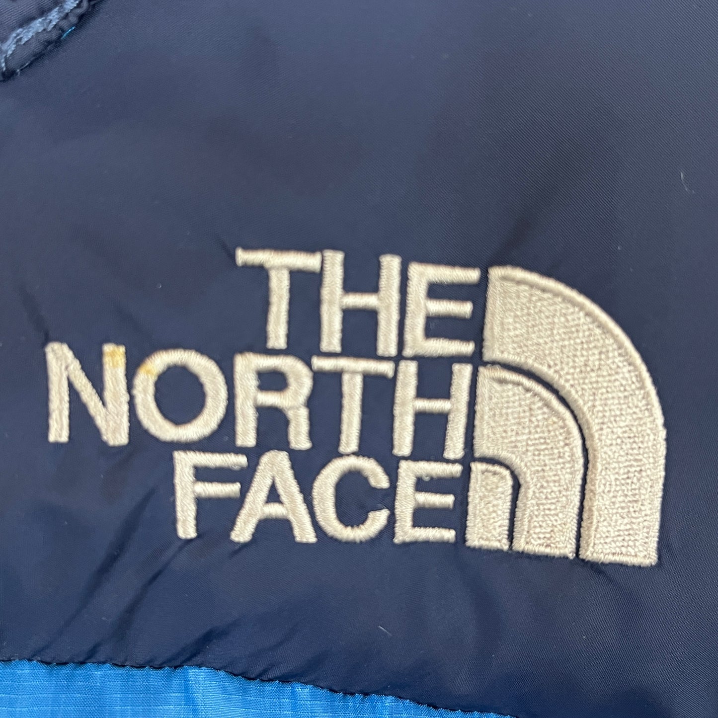 ザ・ノース・フェイス ヌプシ ダウンジャケット 700フィルパワー メンズM(95) ブルー×ネイビー フード脱着可能 #154