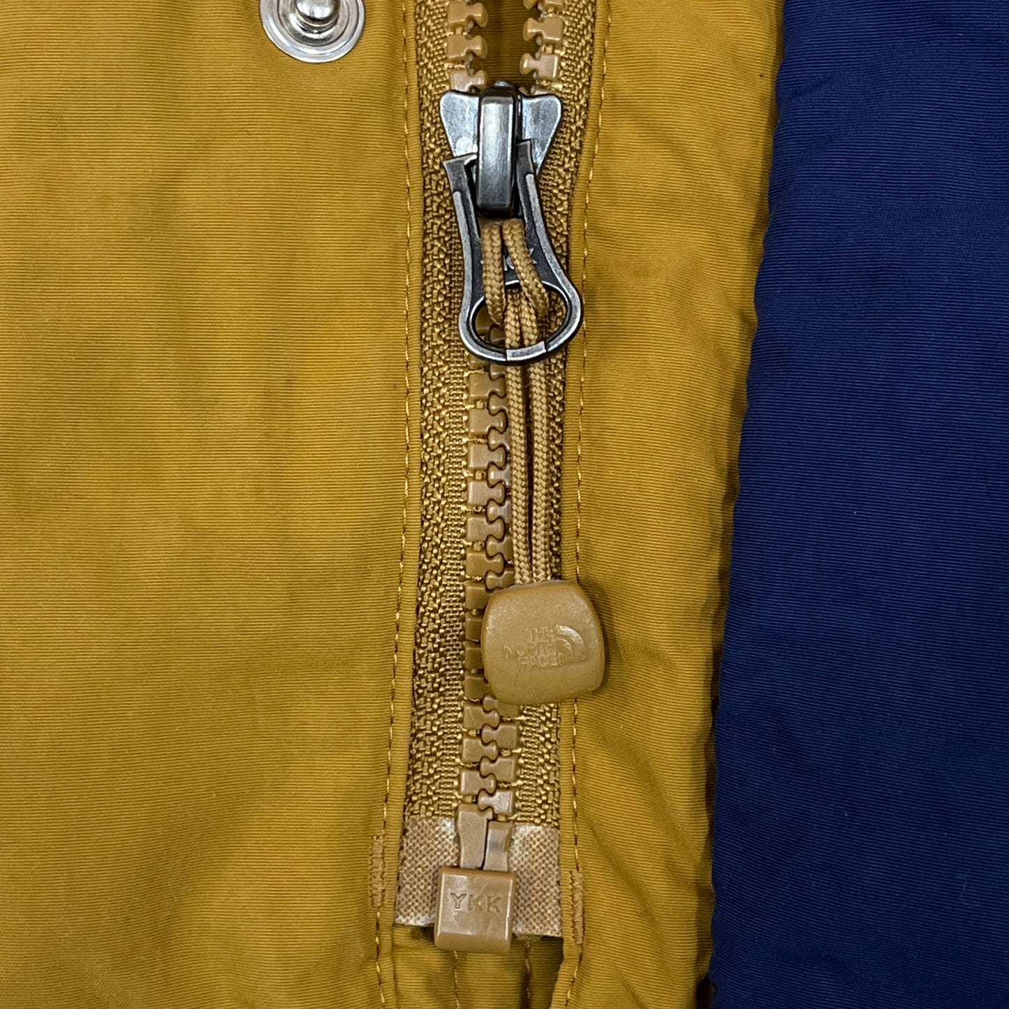 【THE NORTH FACE】キッズ マクマードデザイン ダウンジャケット 130cm PROHEAT搭載 マスタード/ネイビー #160