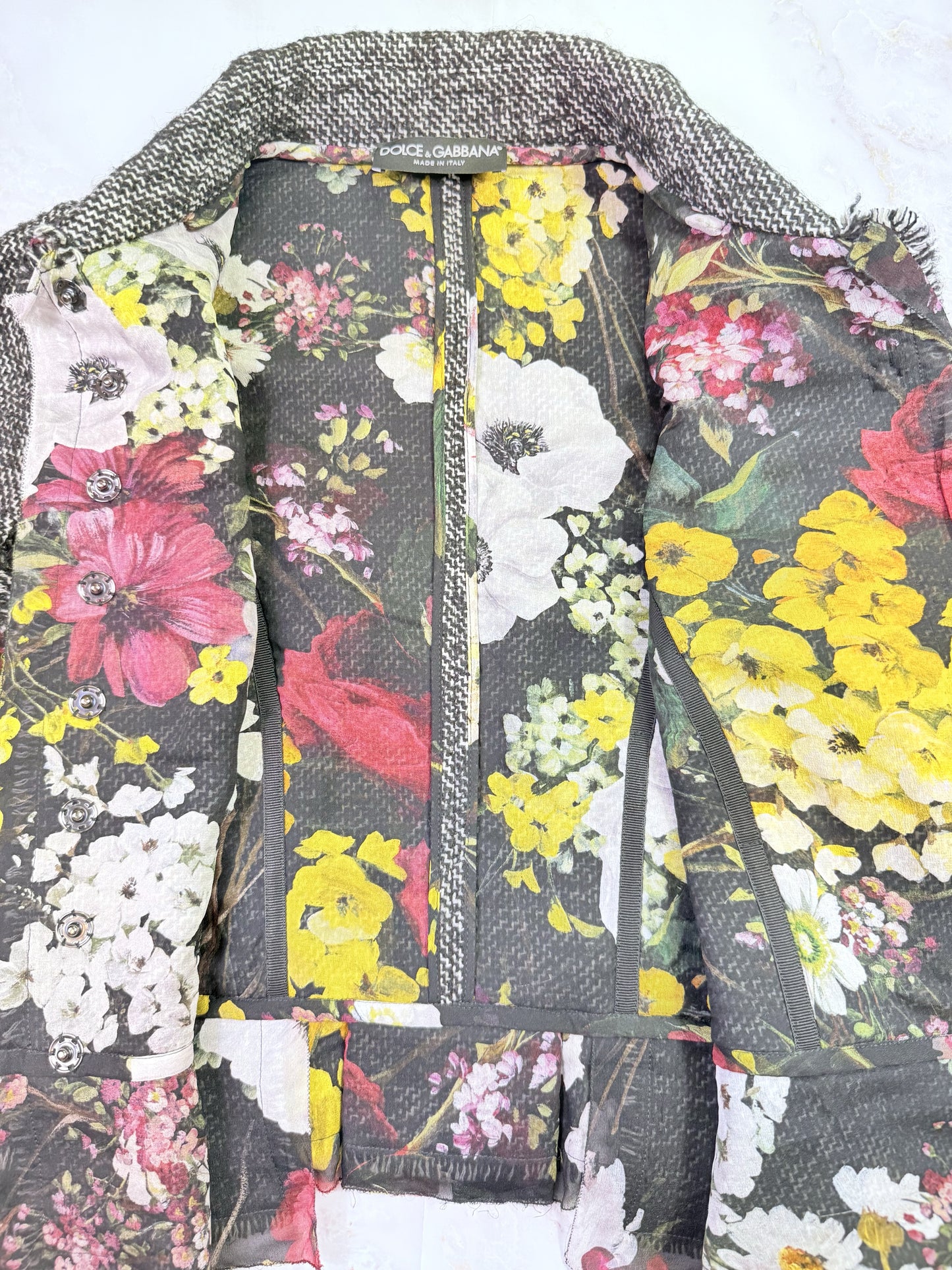 【DOLCE&GABBANA】逸品！ツイードジャケット 花柄裏地 ブラック系 44 - 華やかさと上品さの融合