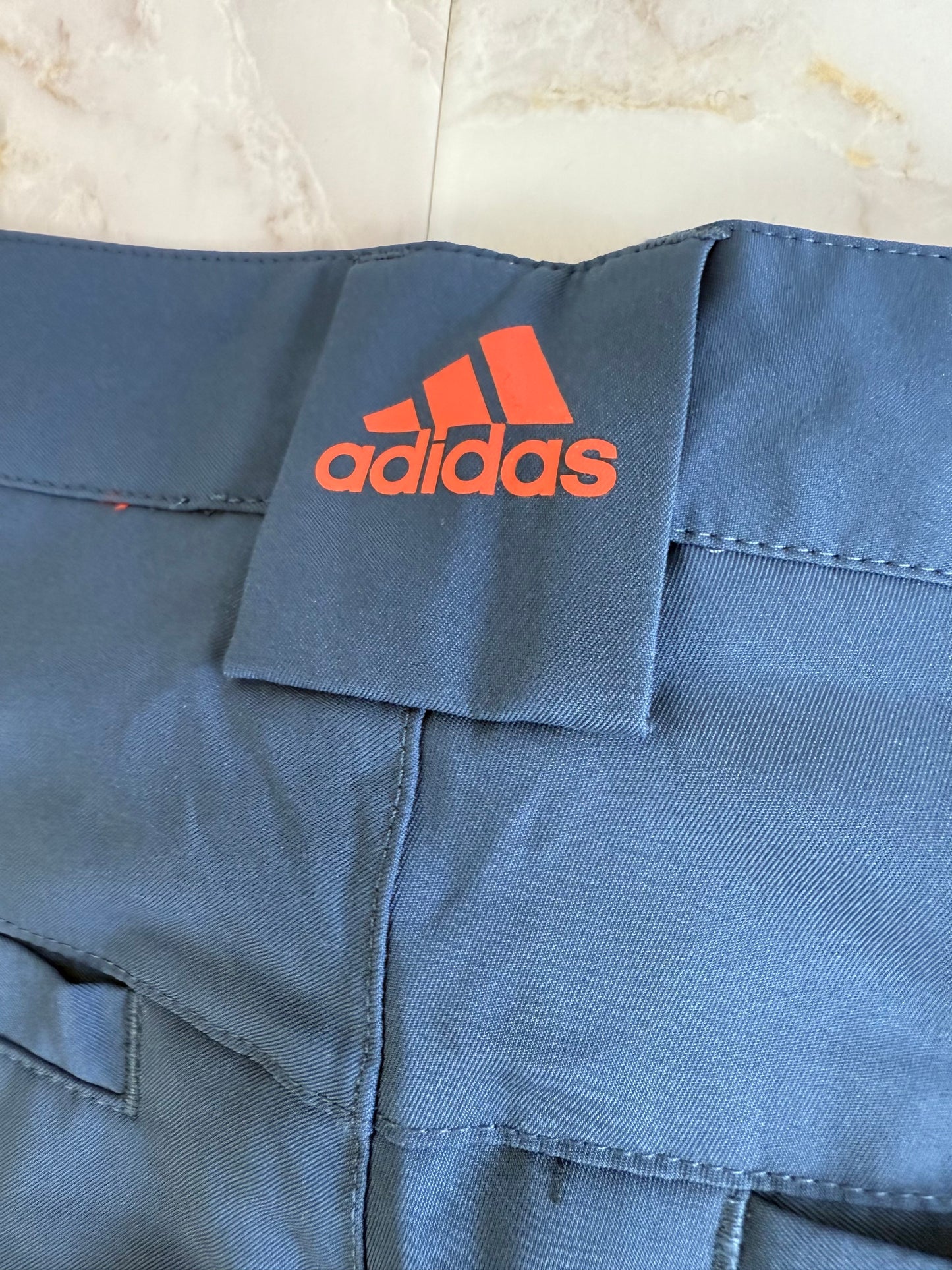 【adidas】ゴルフパンツ ネイビー ウエスト約82cm｜軽量ストレッチ素材／吸汗速乾