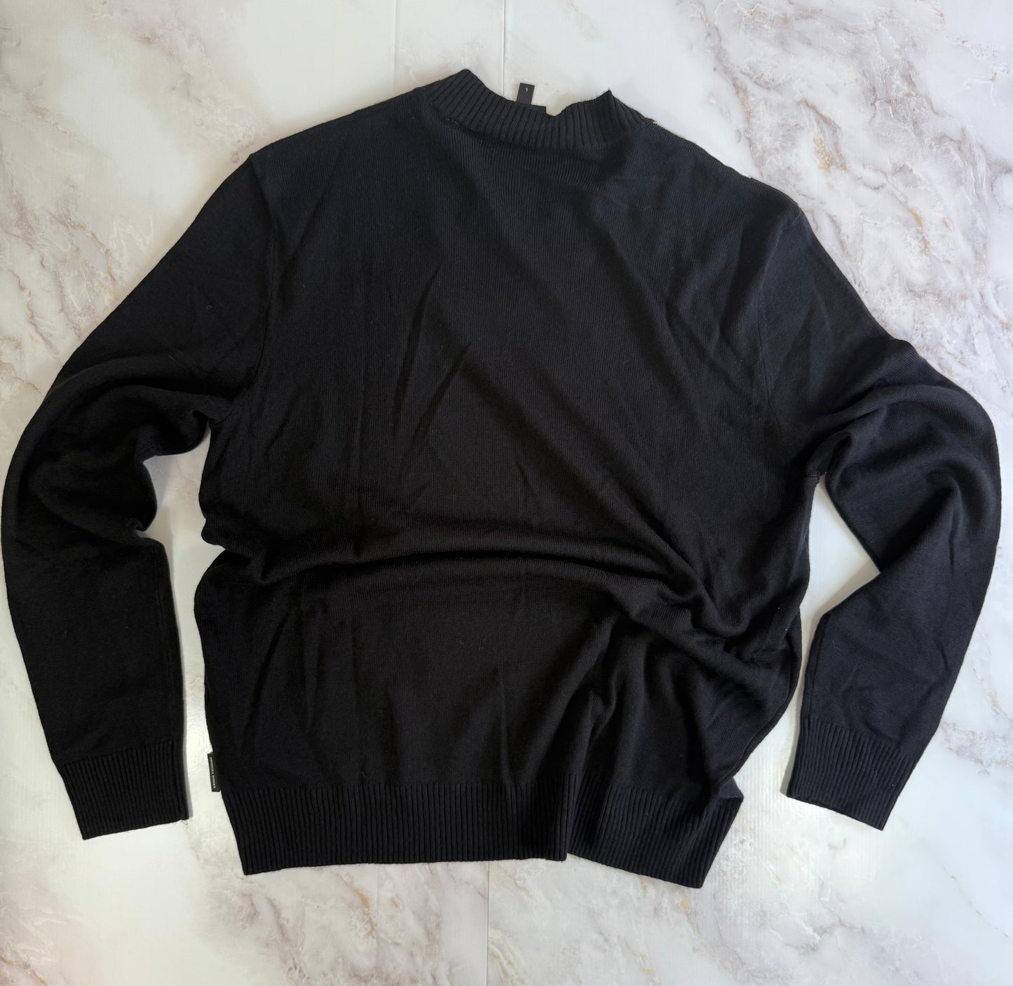 【ARMANI EXCHANGE】アクション Vネック セーター メンズL ブラック×ホワイトライン クラシックニット イタリアブランド 正規品