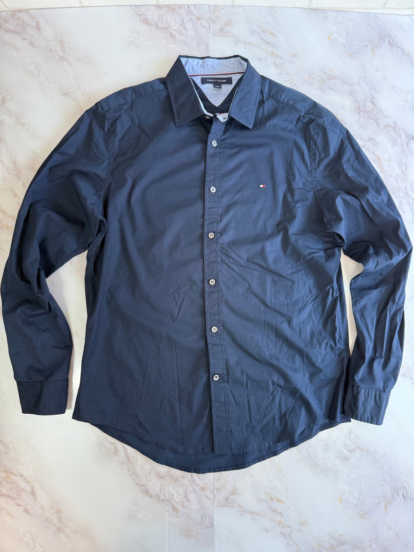 【TOMMY HILFIGER】トミーヒルフィガー 長袖シャツ ネイビー ストレッチ コットン97% メンズ カジュアル＆ビジネス対応
