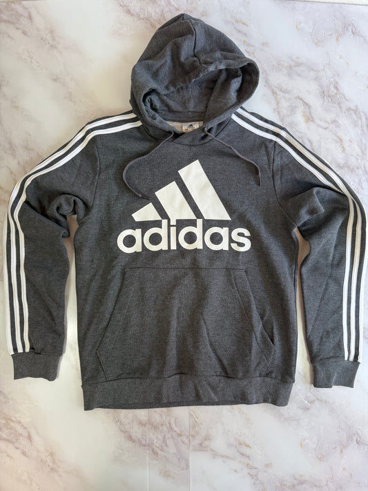 【adidas】アディダス ビッグロゴ フーディ 3ストライプ 裏起毛 ダークグレー A/M(175) メンズ HL2237 インドネシア製