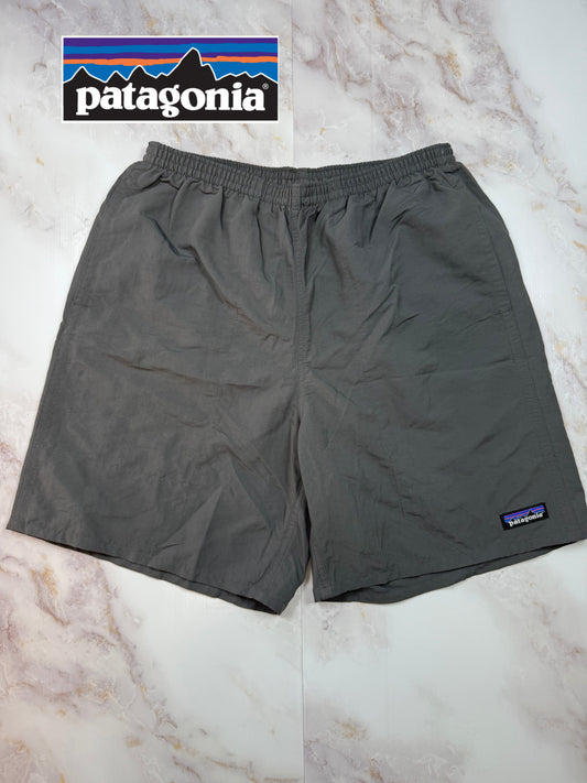【Patagonia】バギーズショーツ Sサイズ グレー | パタゴニア定番 ナイロンショートパンツ インナーメッシュ付き