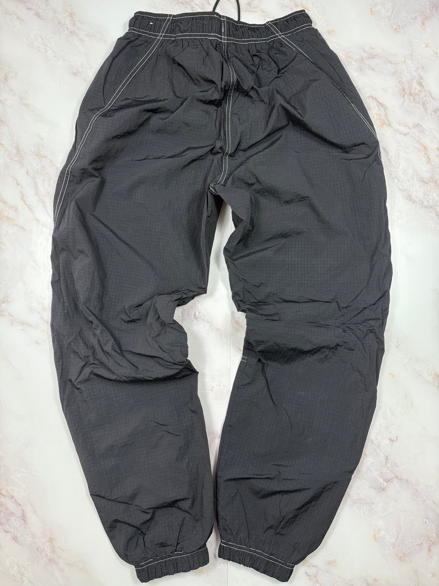 【NIKE】ナイキ ナイロンパンツ ブラック Sサイズ DR6203-010 リフレクティブ スウッシュ スポーツウェア