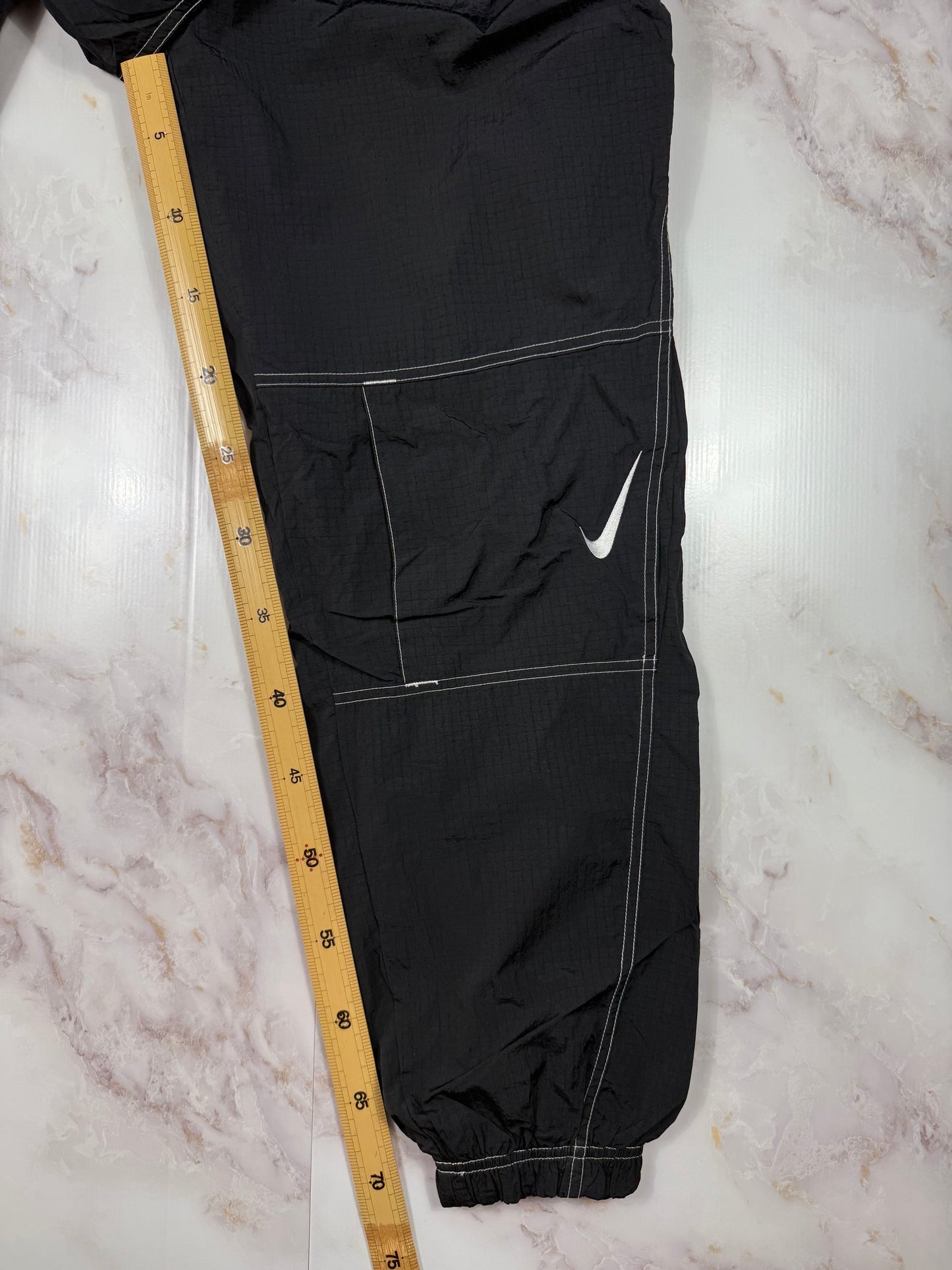 【NIKE】ナイキ ナイロンパンツ ブラック Sサイズ DR6203-010 リフレクティブ スウッシュ スポーツウェア