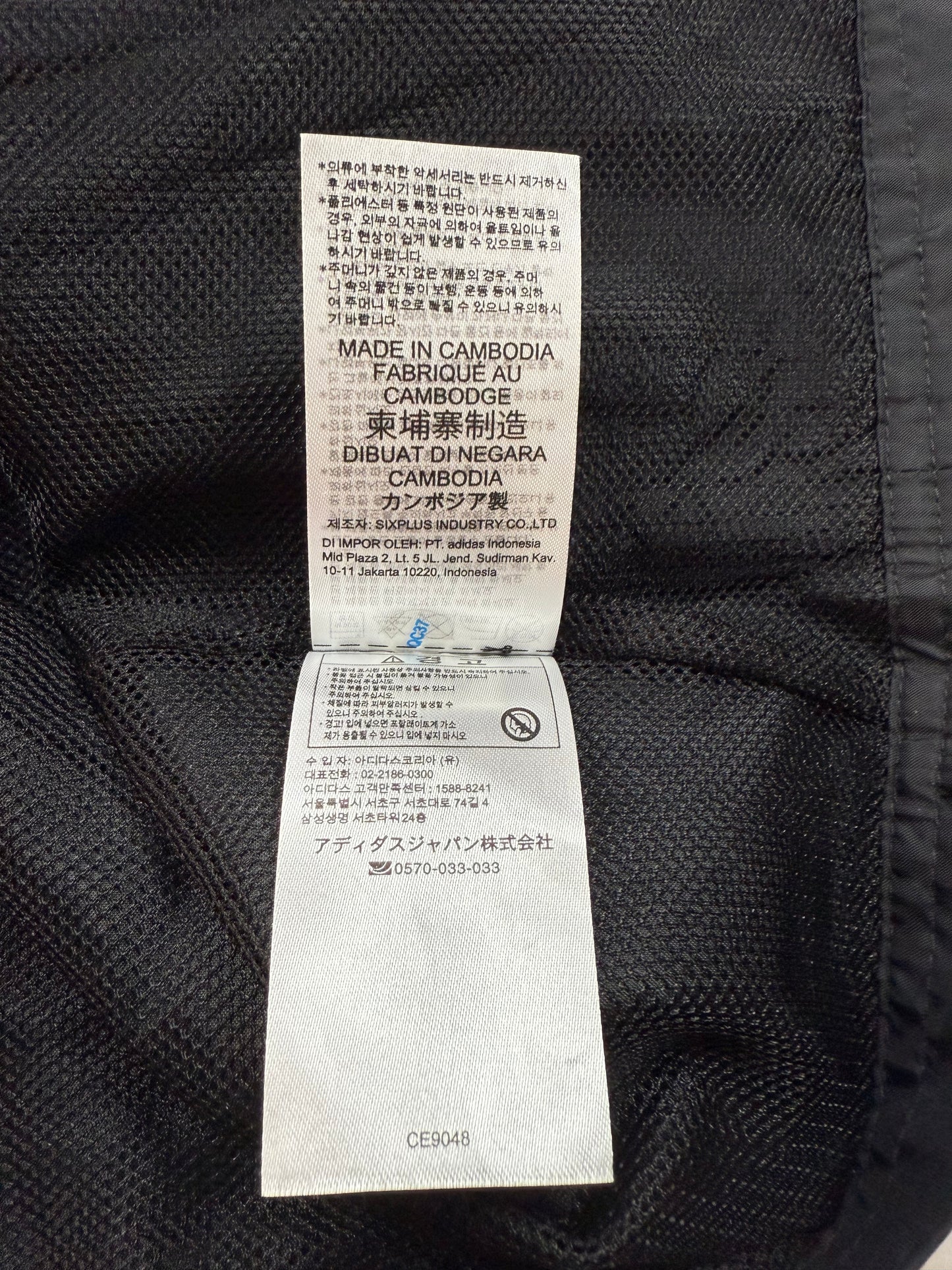 【adidas】フード付き ナイロンジャケット グレー Lサイズ相当 CORE18 RN JKT メンズ アディダス ウインドブレーカー