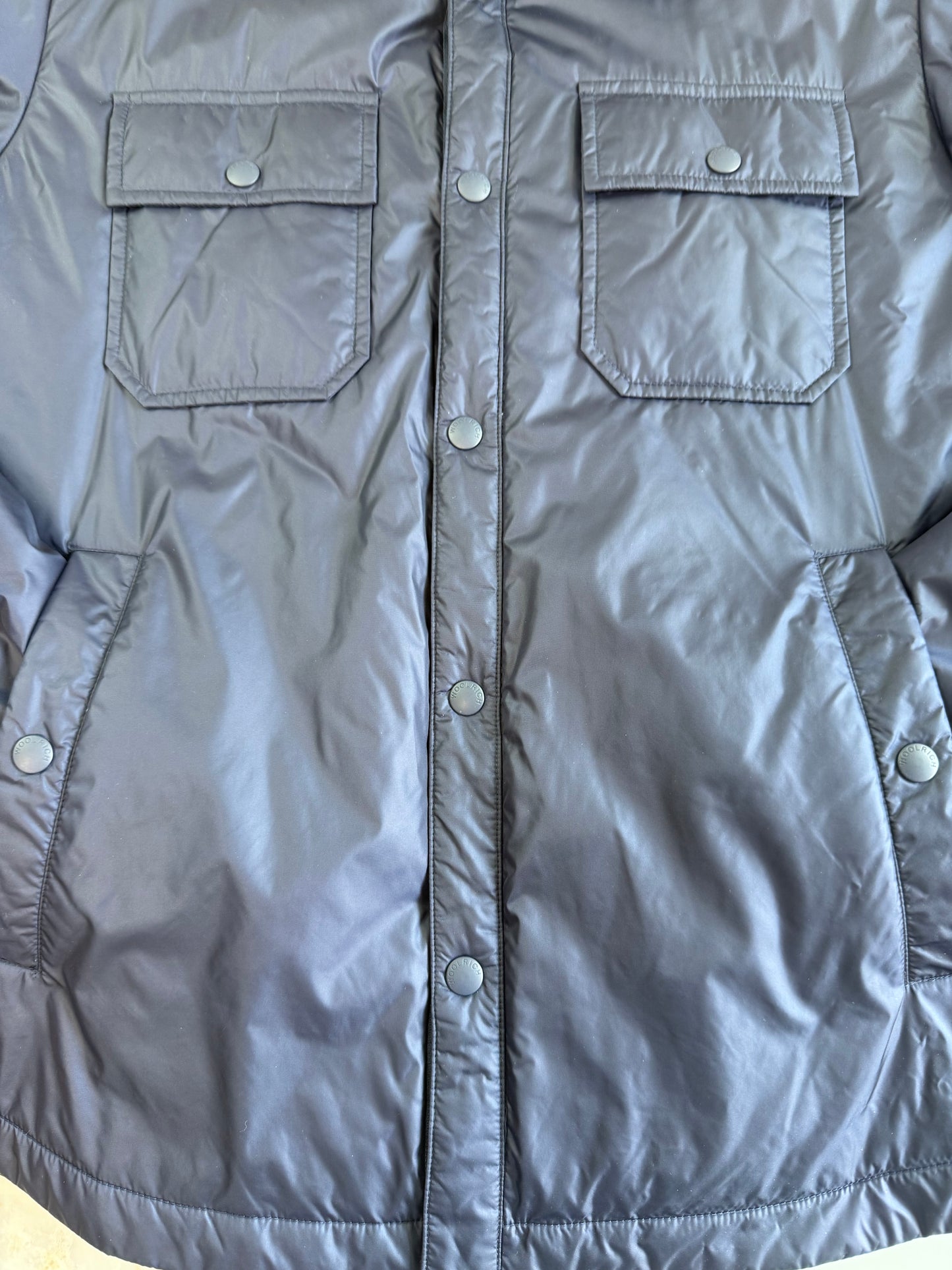 WOOLRICH（ウールリッチ）ナイロン シャツジャケット メンズS ネイビー 中綿入り PRIMALOFT／PER-TEX搭載