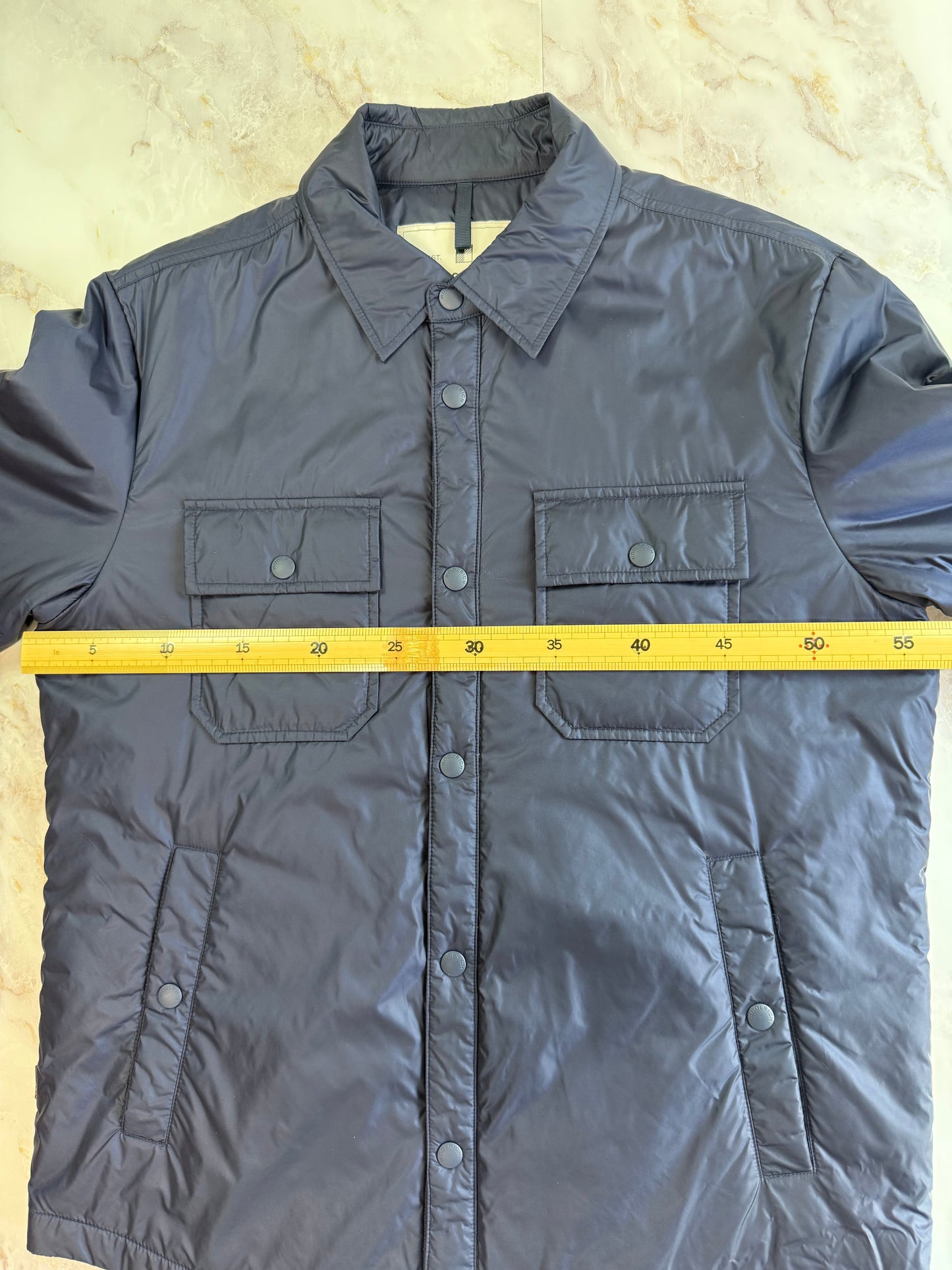 WOOLRICH（ウールリッチ）ナイロン シャツジャケット メンズS ネイビー 中綿入り PRIMALOFT／PER-TEX搭載