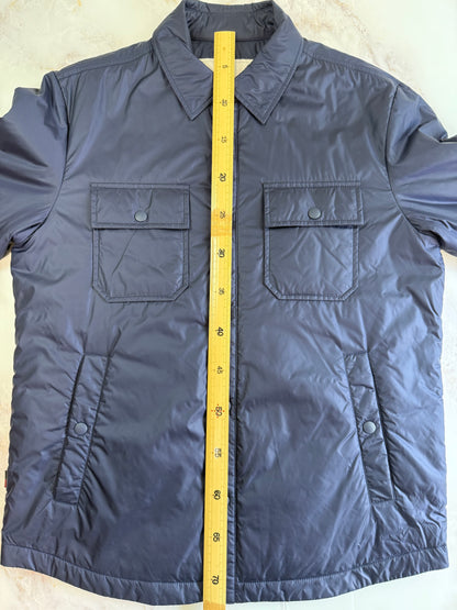 WOOLRICH（ウールリッチ）ナイロン シャツジャケット メンズS ネイビー 中綿入り PRIMALOFT／PER-TEX搭載