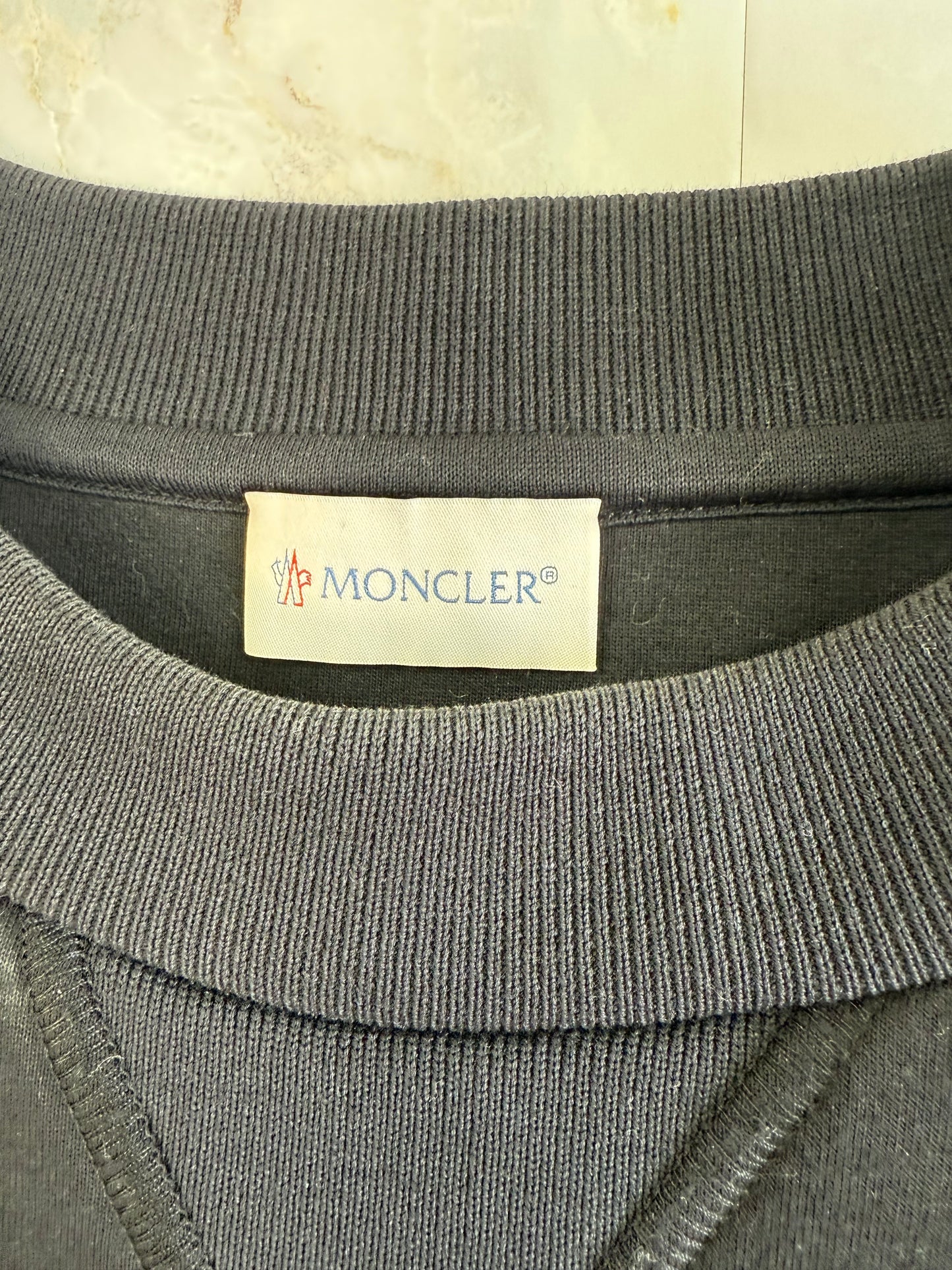 MONCLER（モンクレール）ナイロン切替 クルーネックスウェット ブラック メンズ Mサイズ MADE IN ROMANIA